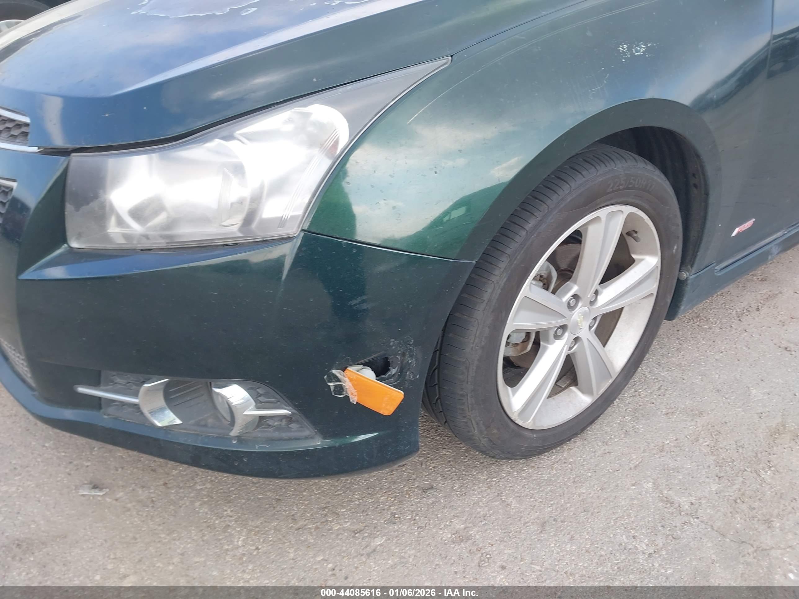 CHEVROLET CRUZE image 6