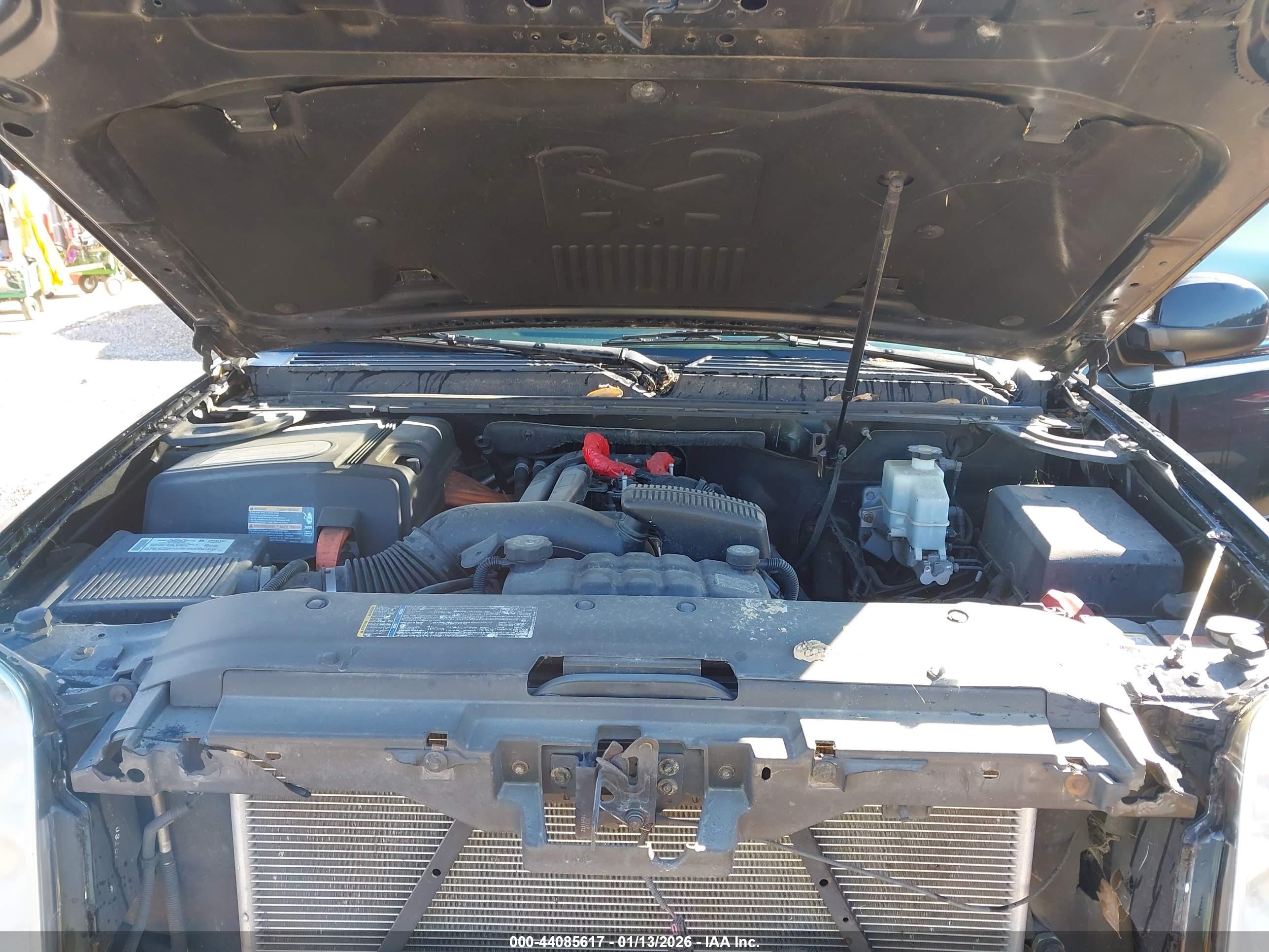GMC YUKON image 10
