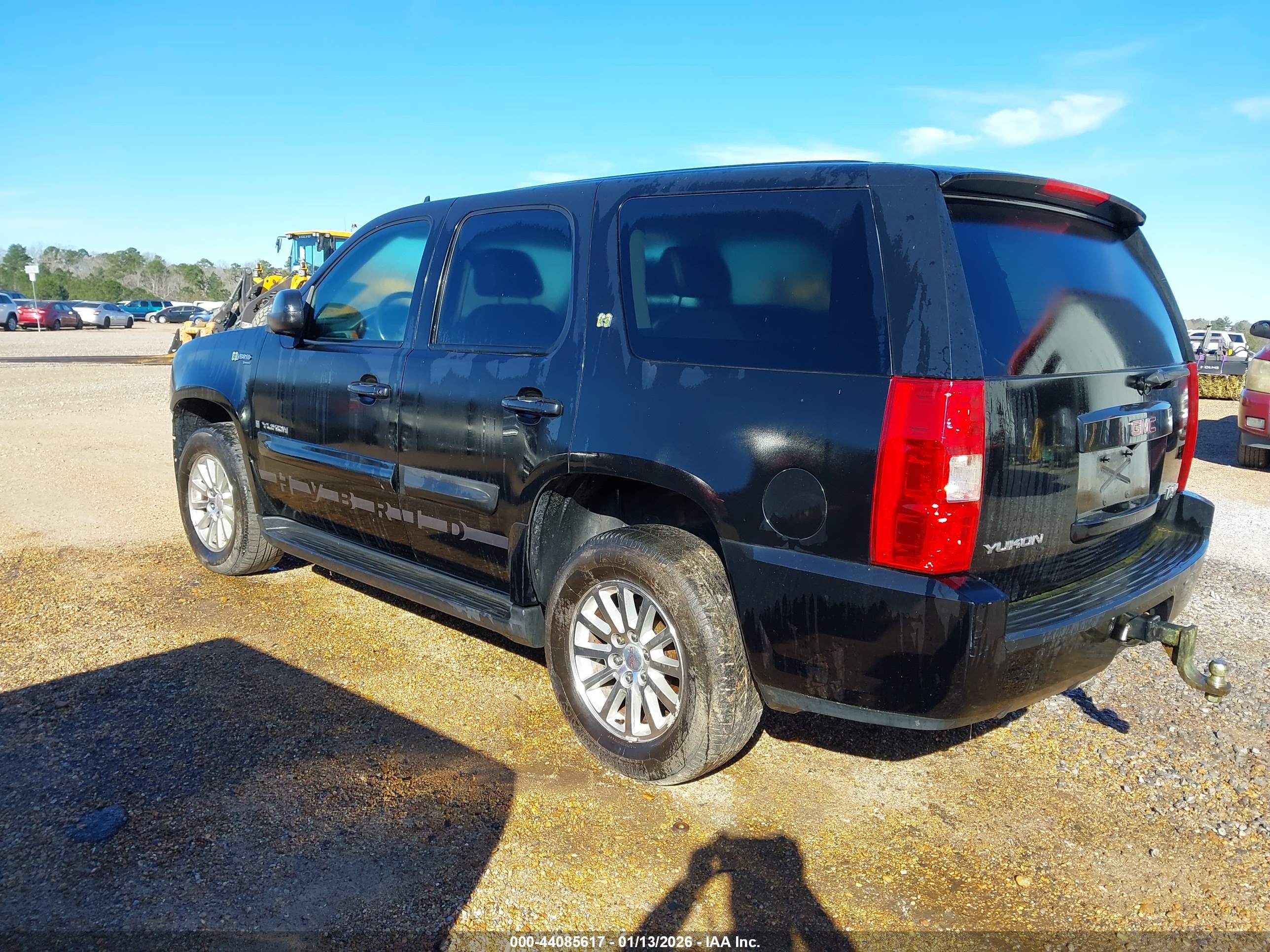 GMC YUKON image 3