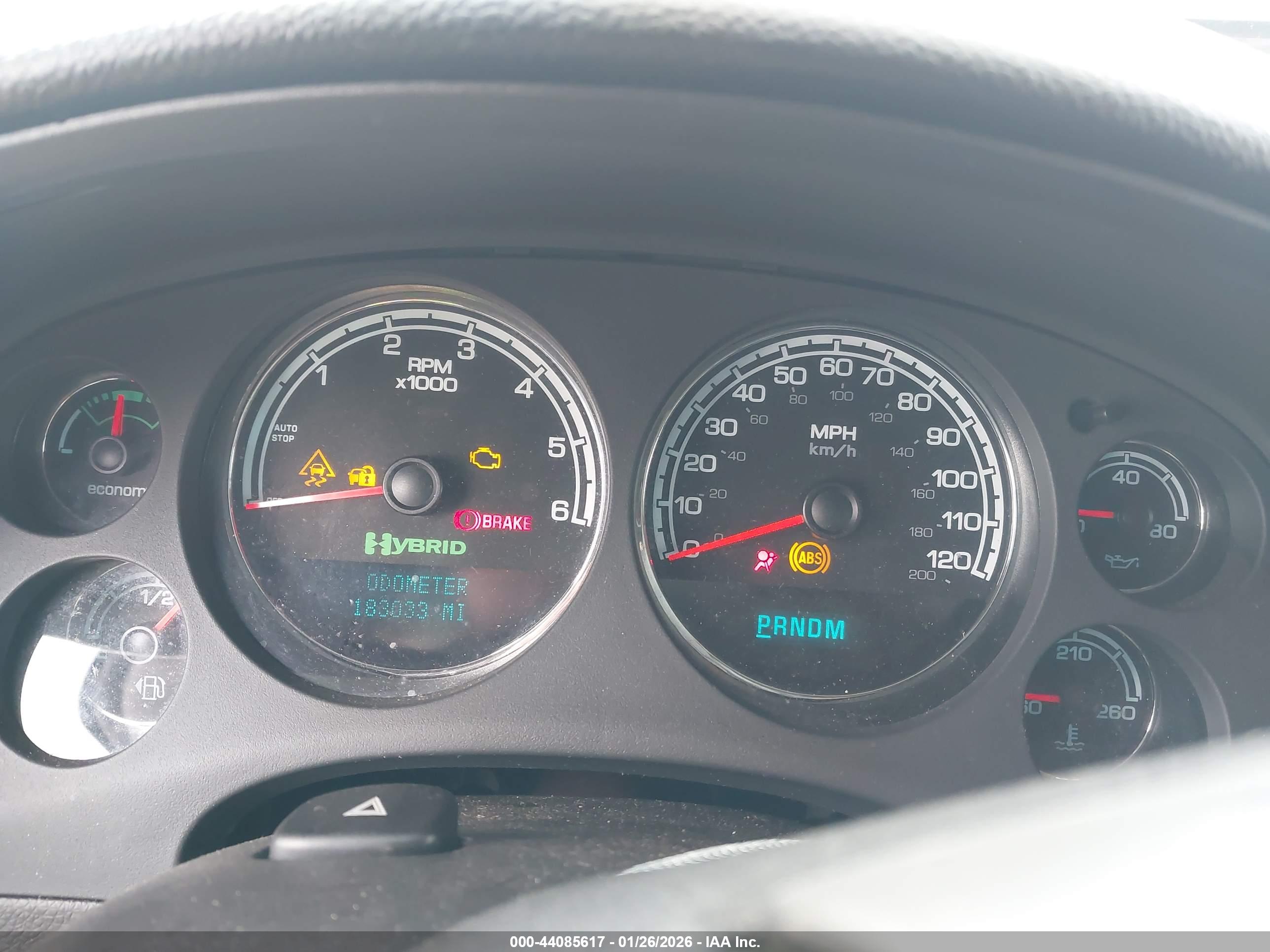 GMC YUKON image 7
