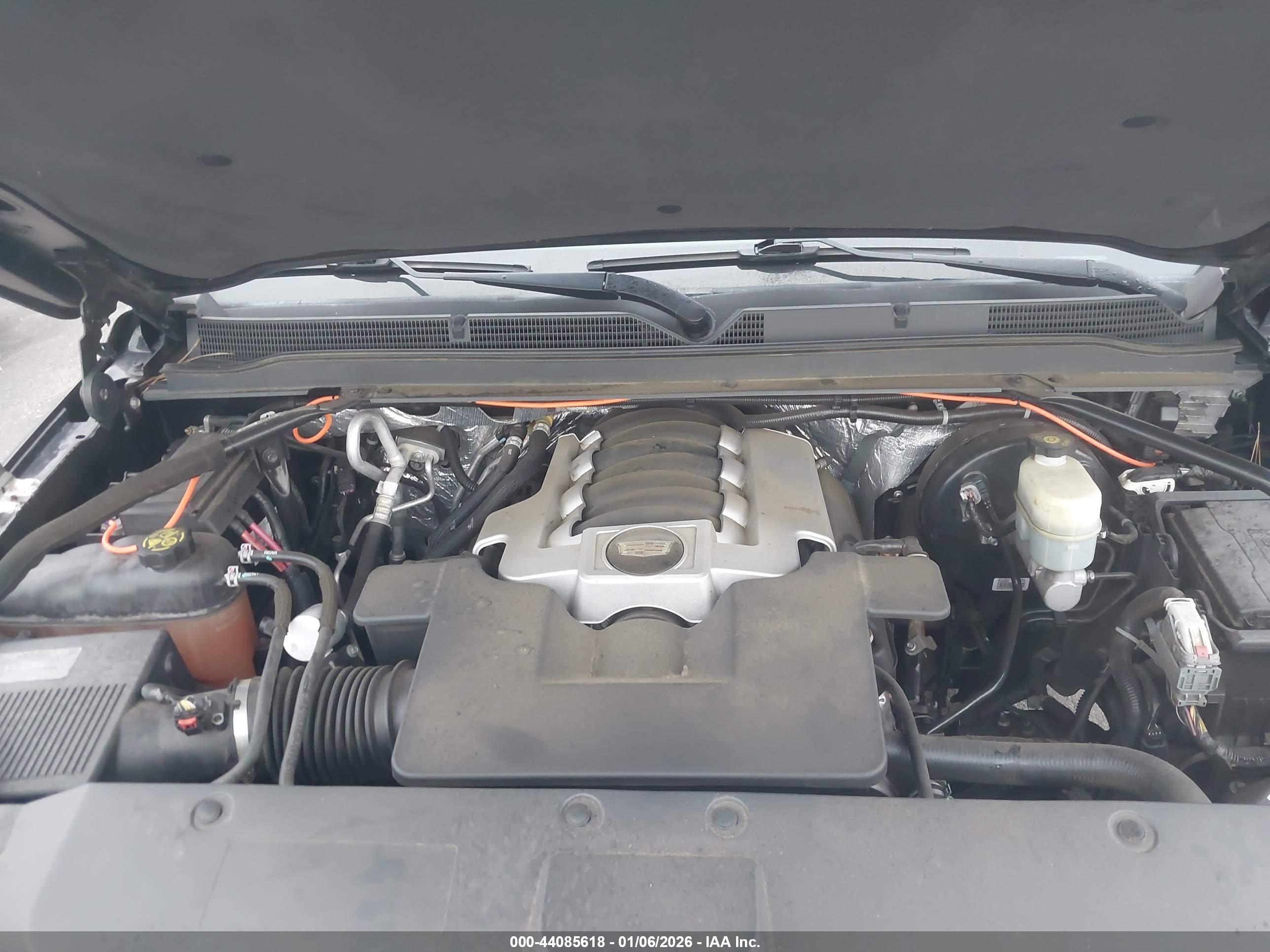 CADILLAC ESCALADE image 10