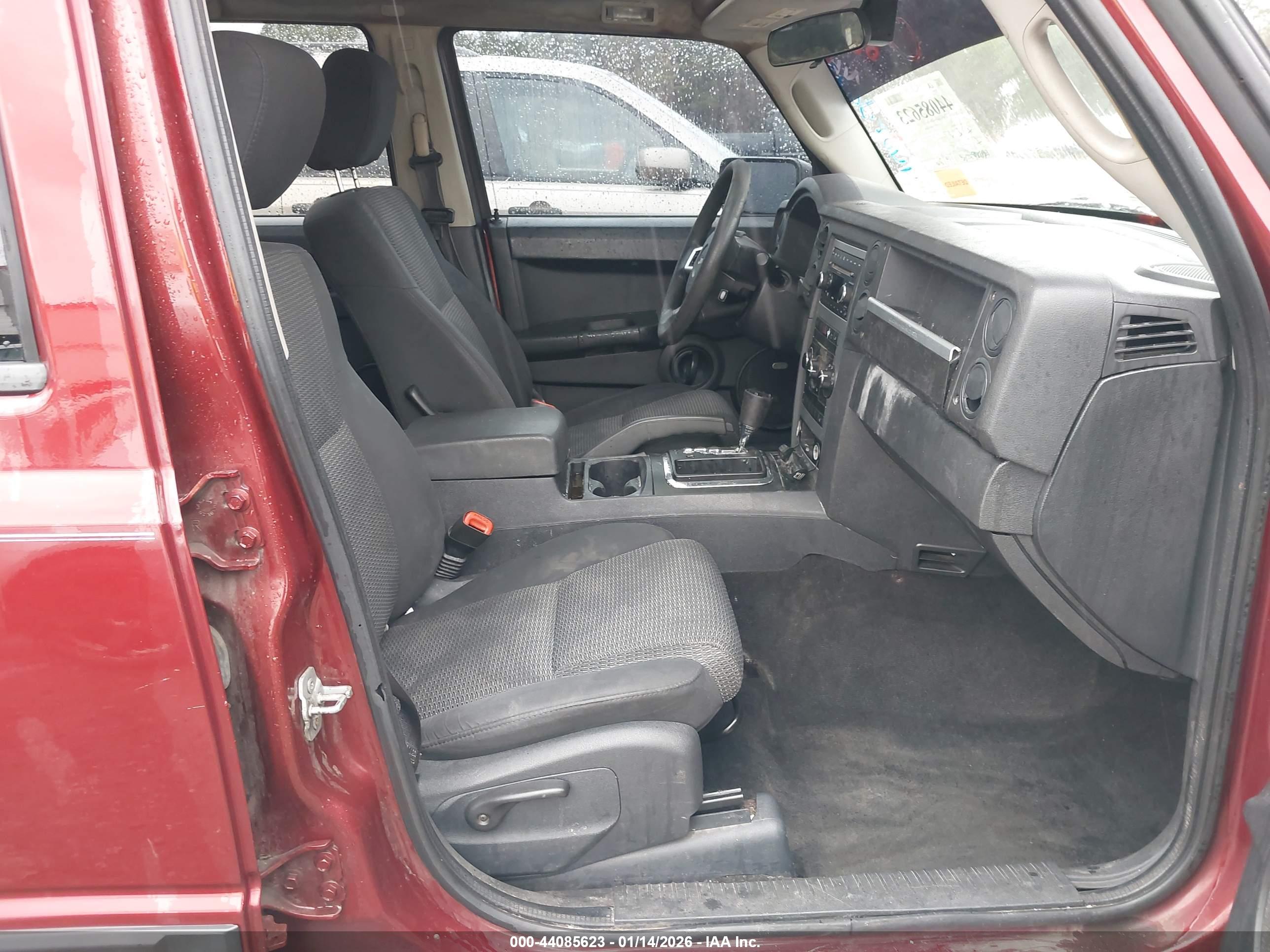 JEEP COMMANDER image 5
