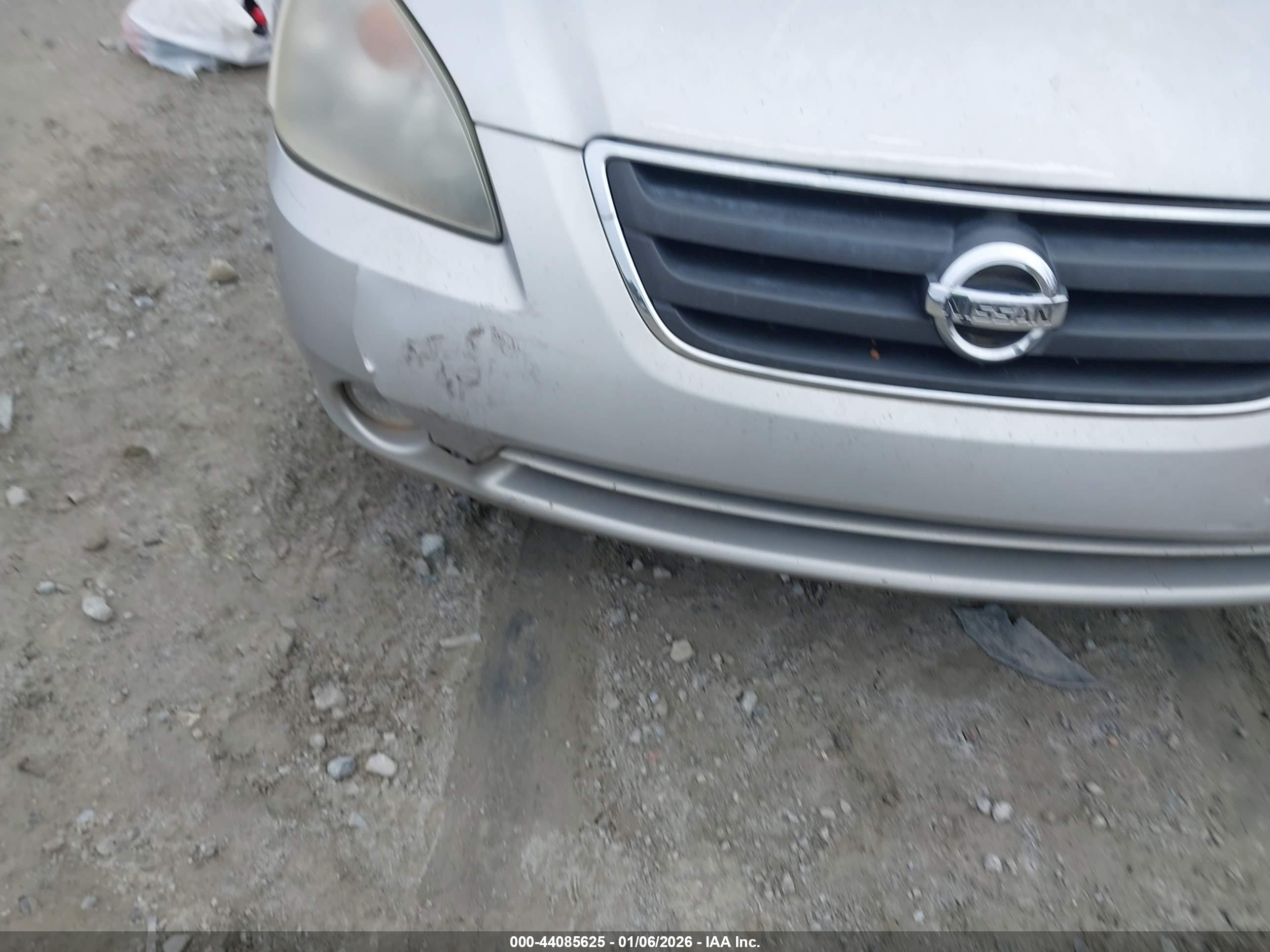 NISSAN ALTIMA image 6