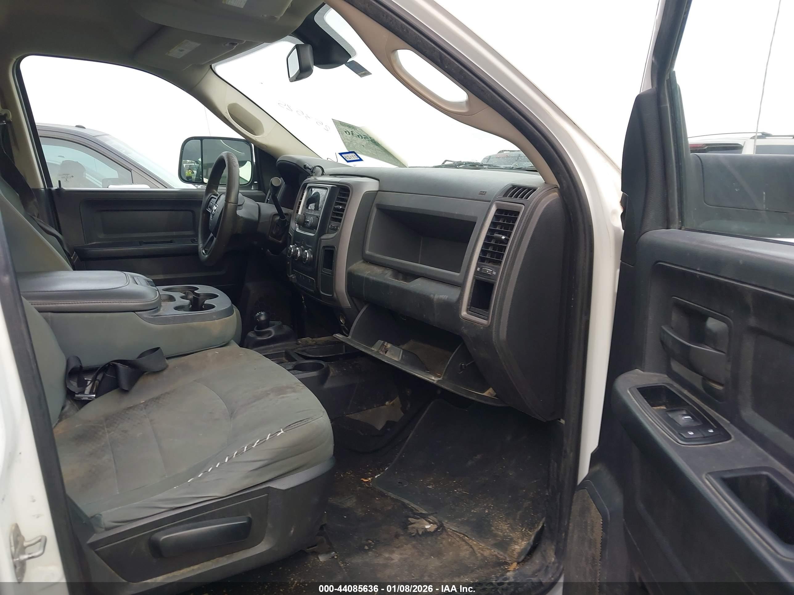 RAM 2500 image 5