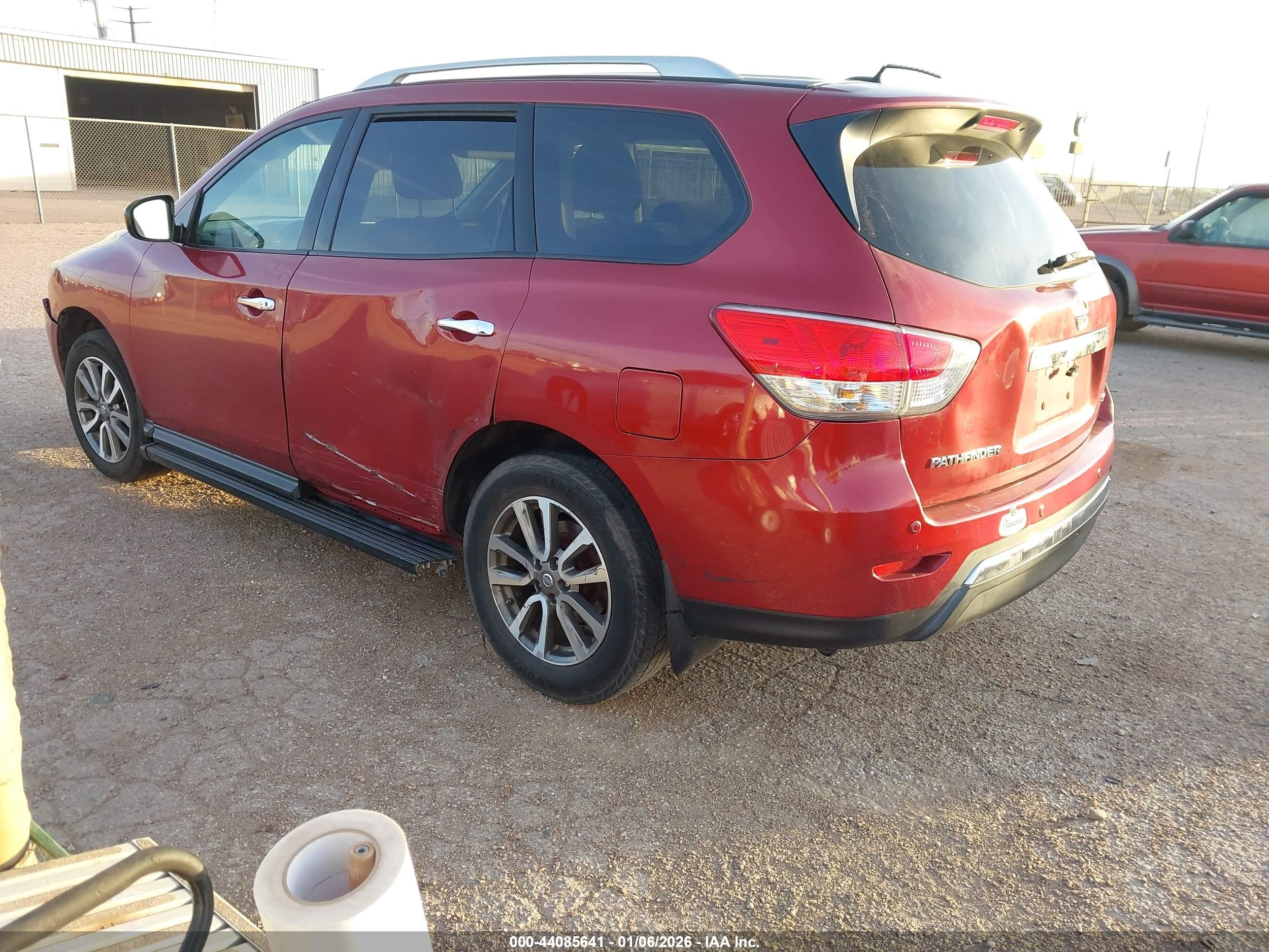 NISSAN PATHFINDER image 3