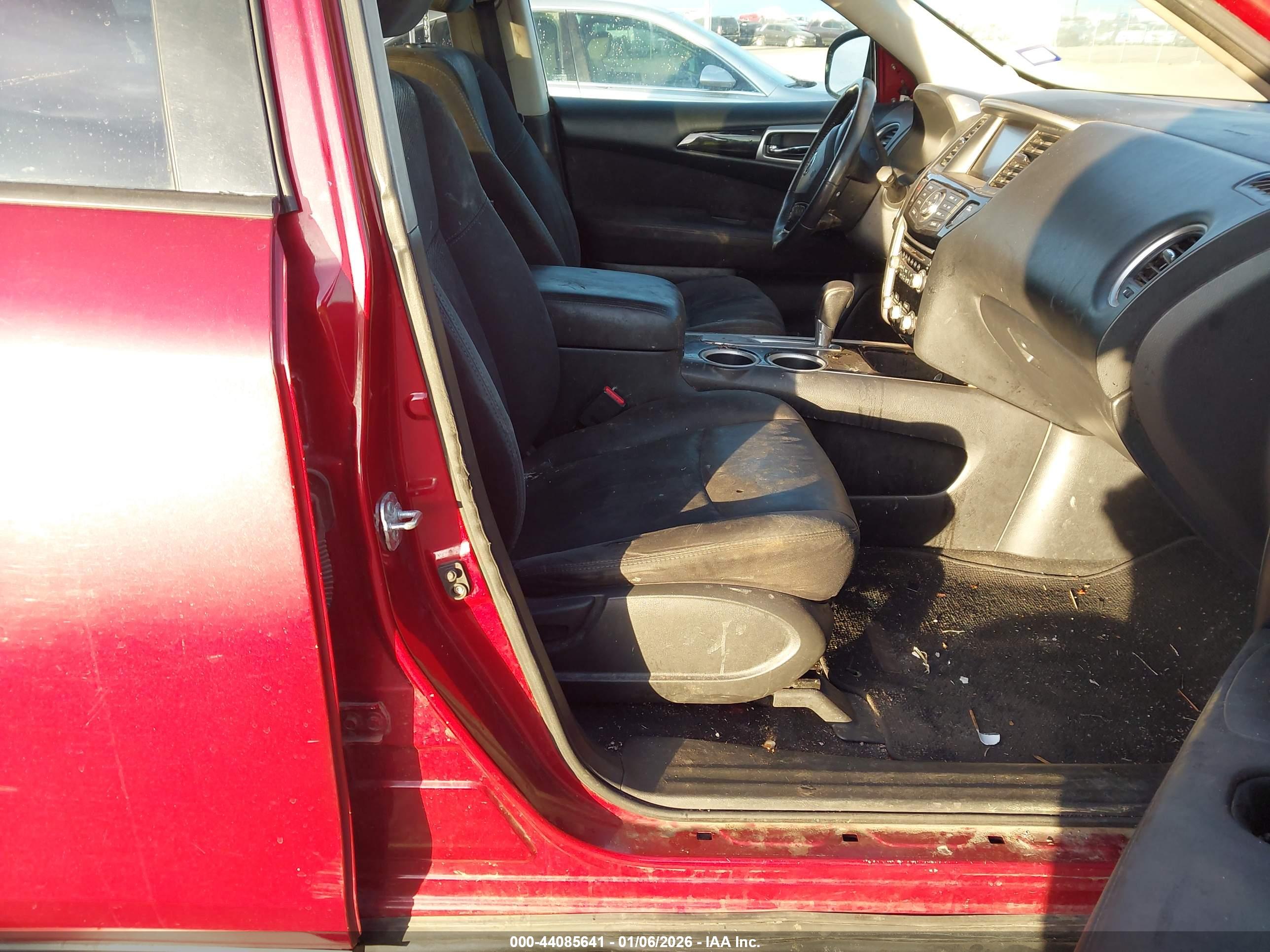 NISSAN PATHFINDER image 5
