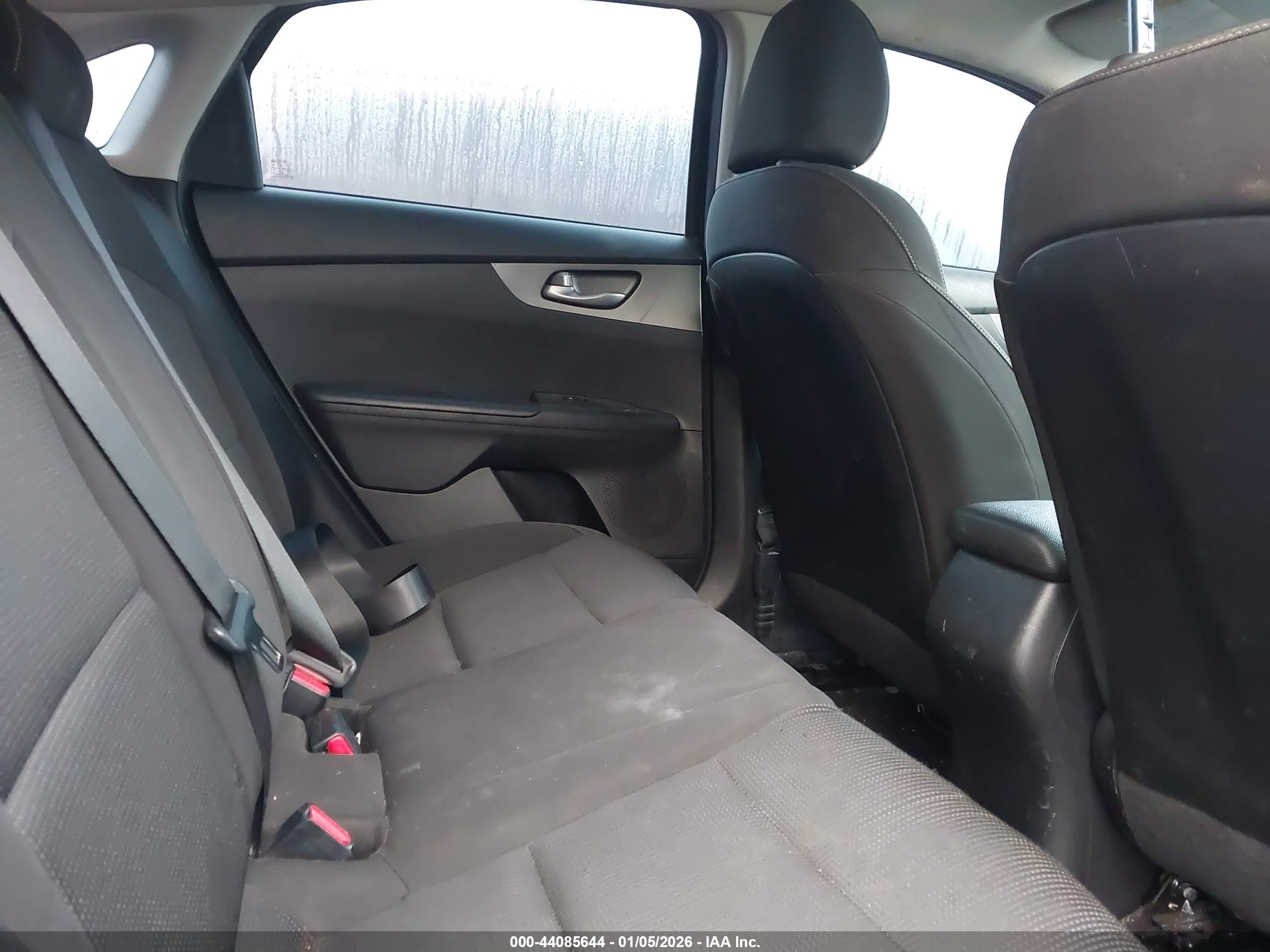 KIA FORTE image 8