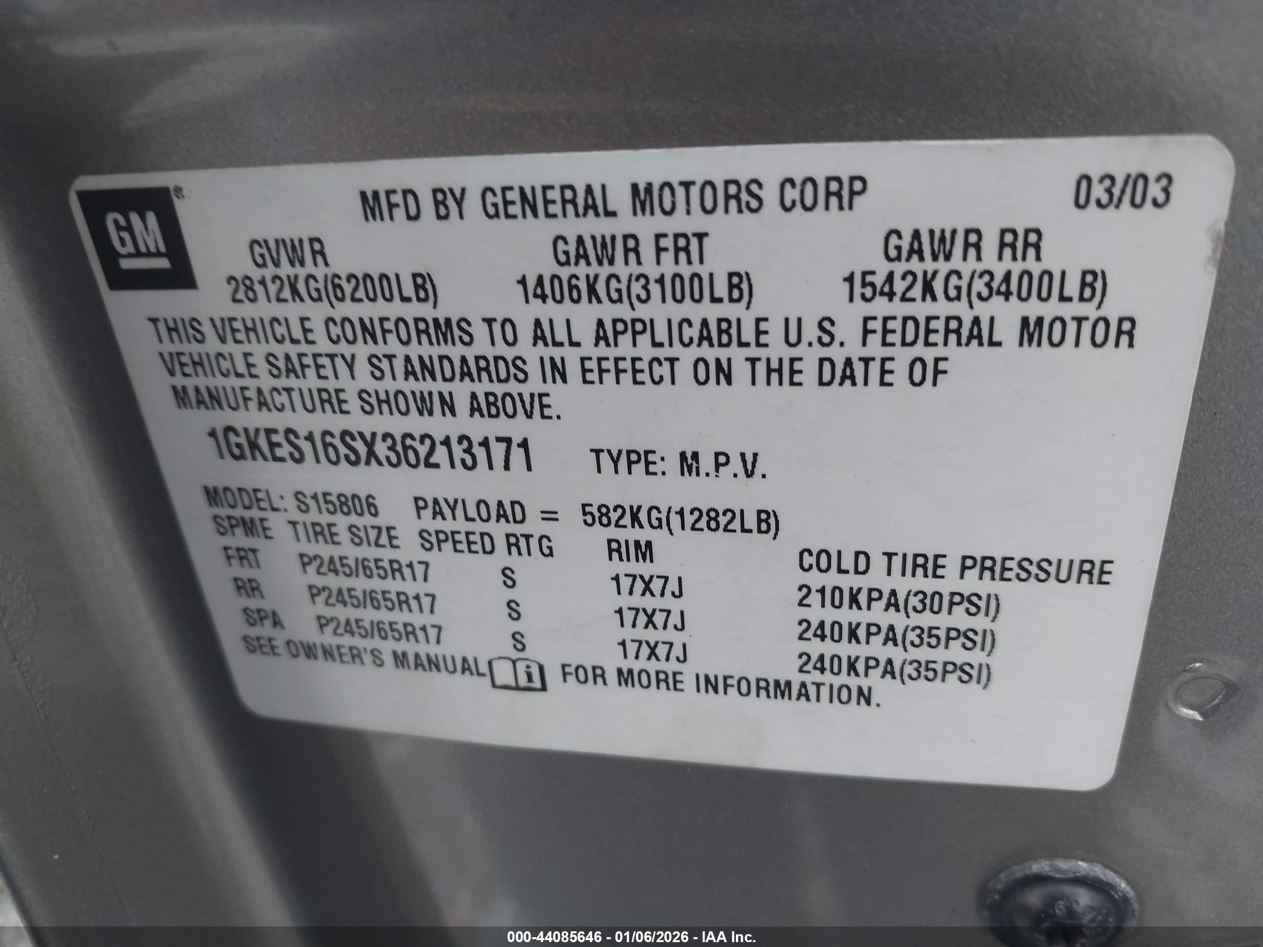 GMC ENVOY image 9