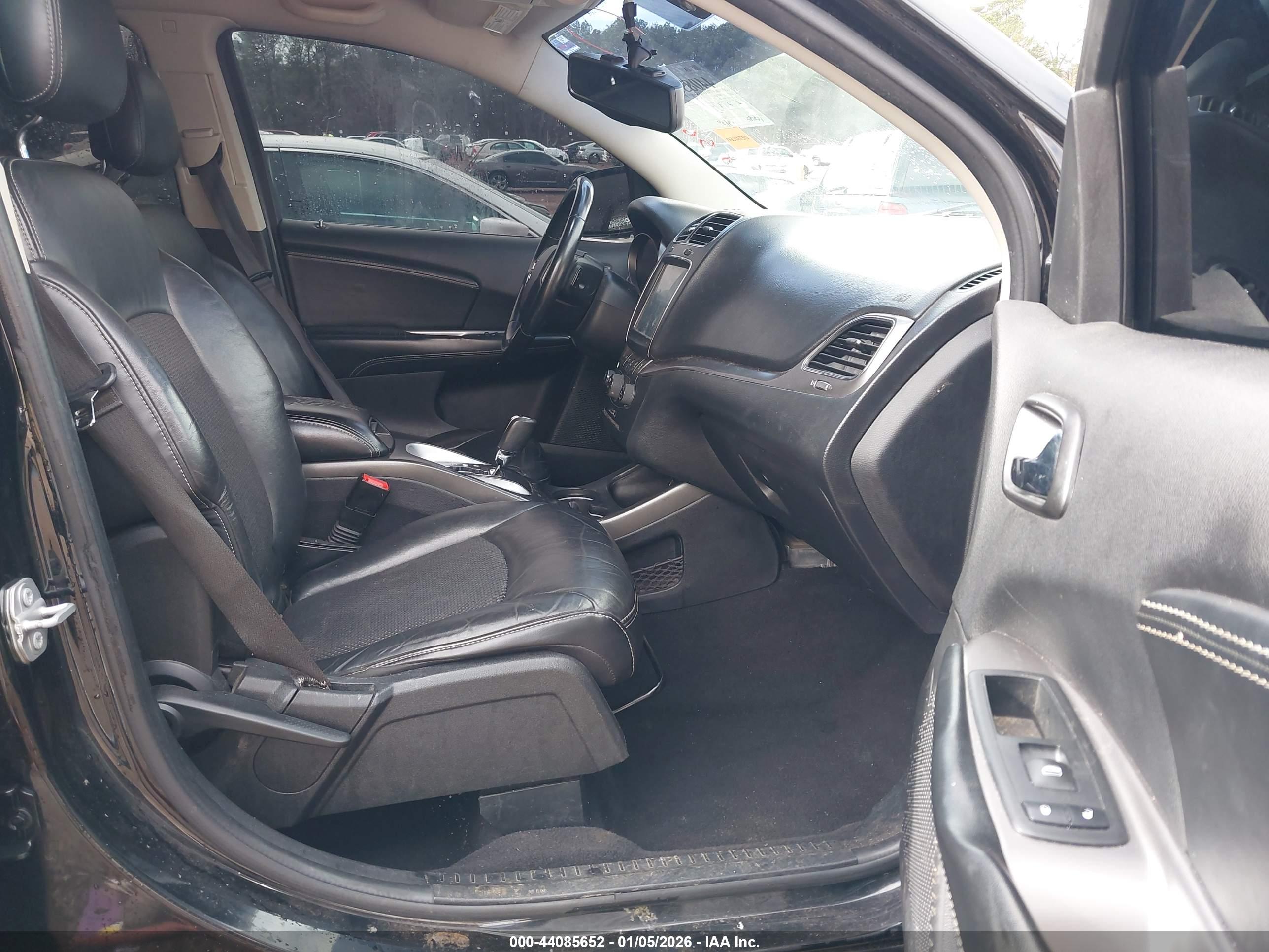 DODGE JOURNEY image 5