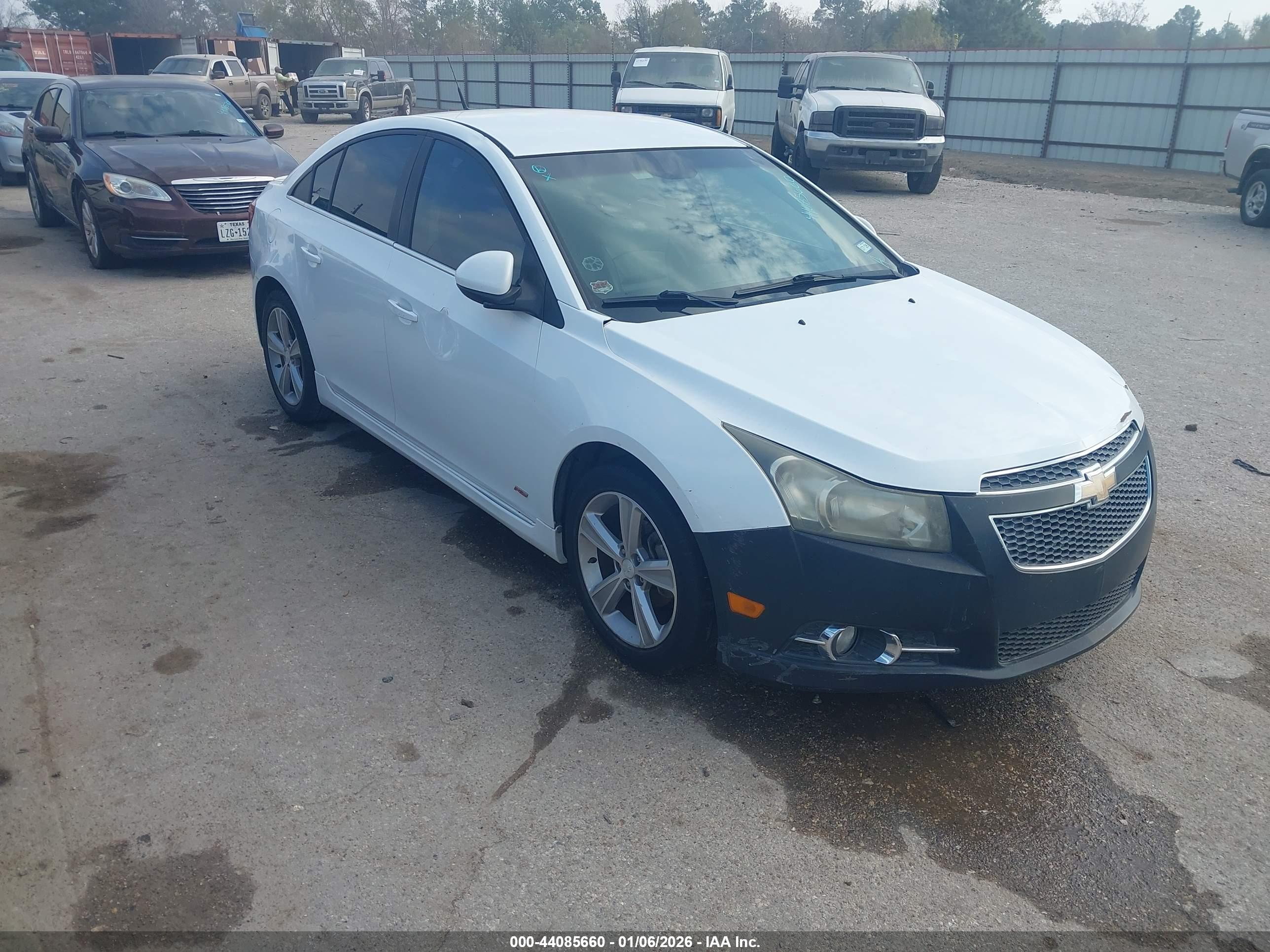 CHEVROLET CRUZE image 3