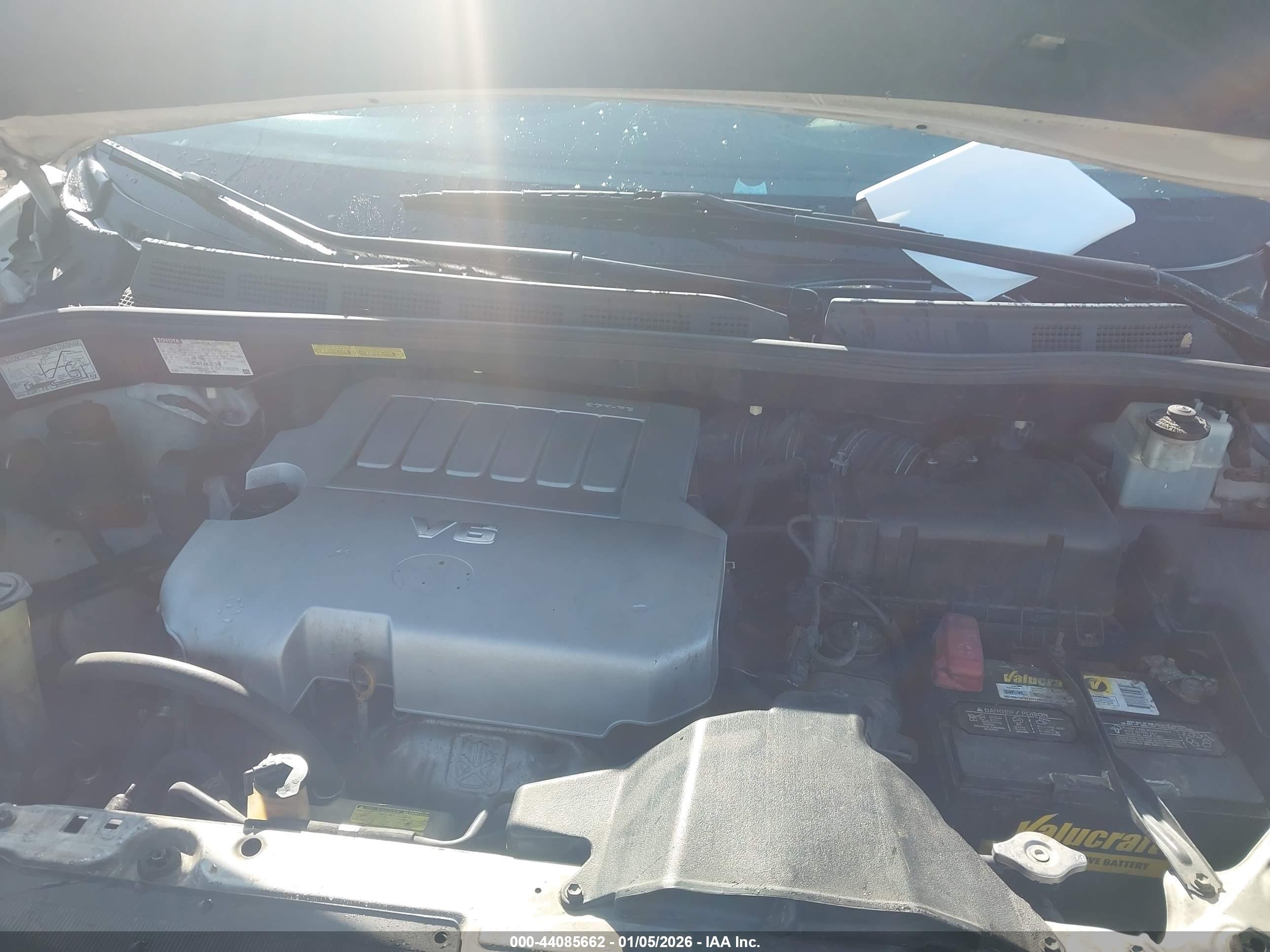 TOYOTA SIENNA image 10