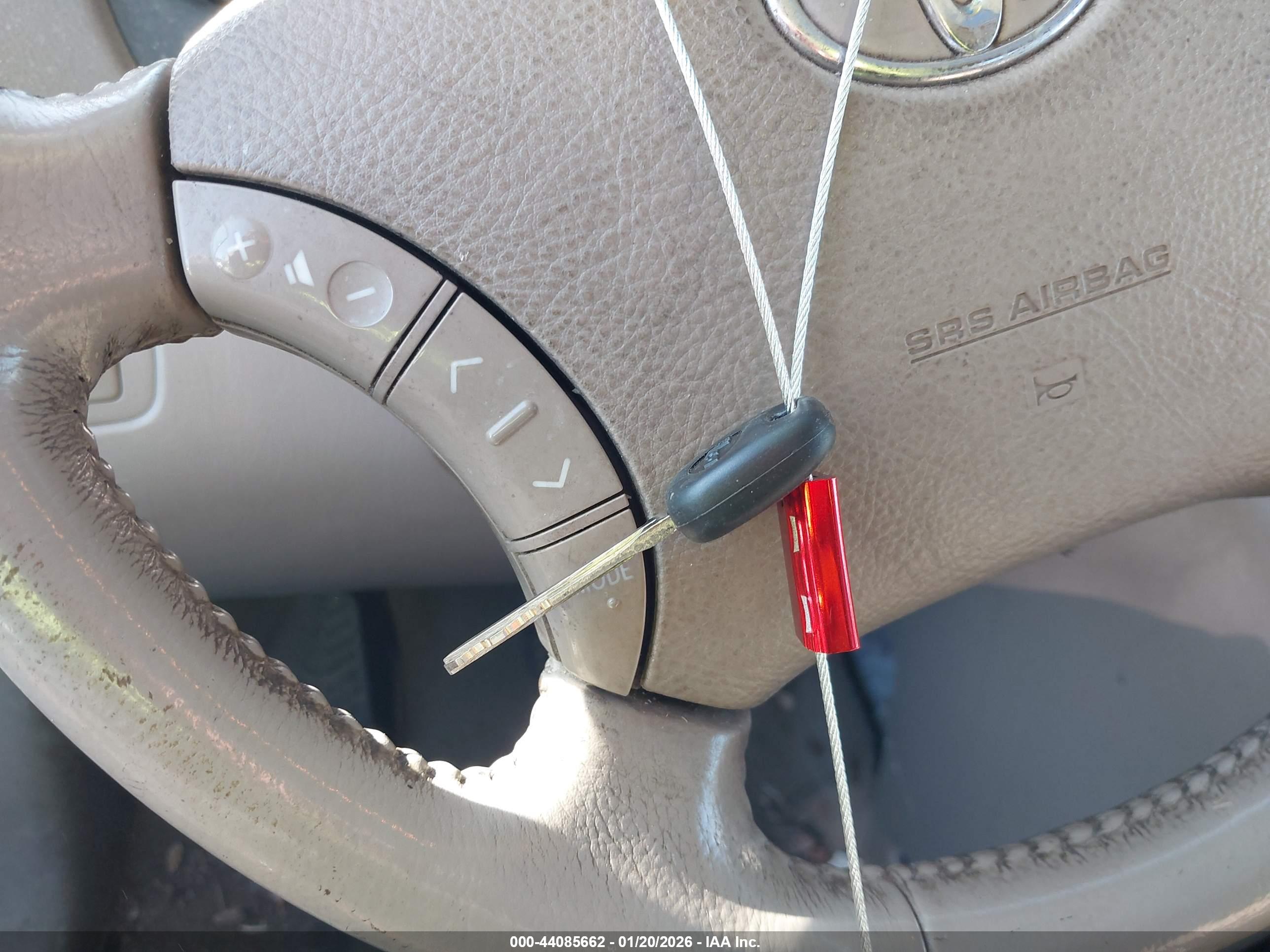 TOYOTA SIENNA image 11