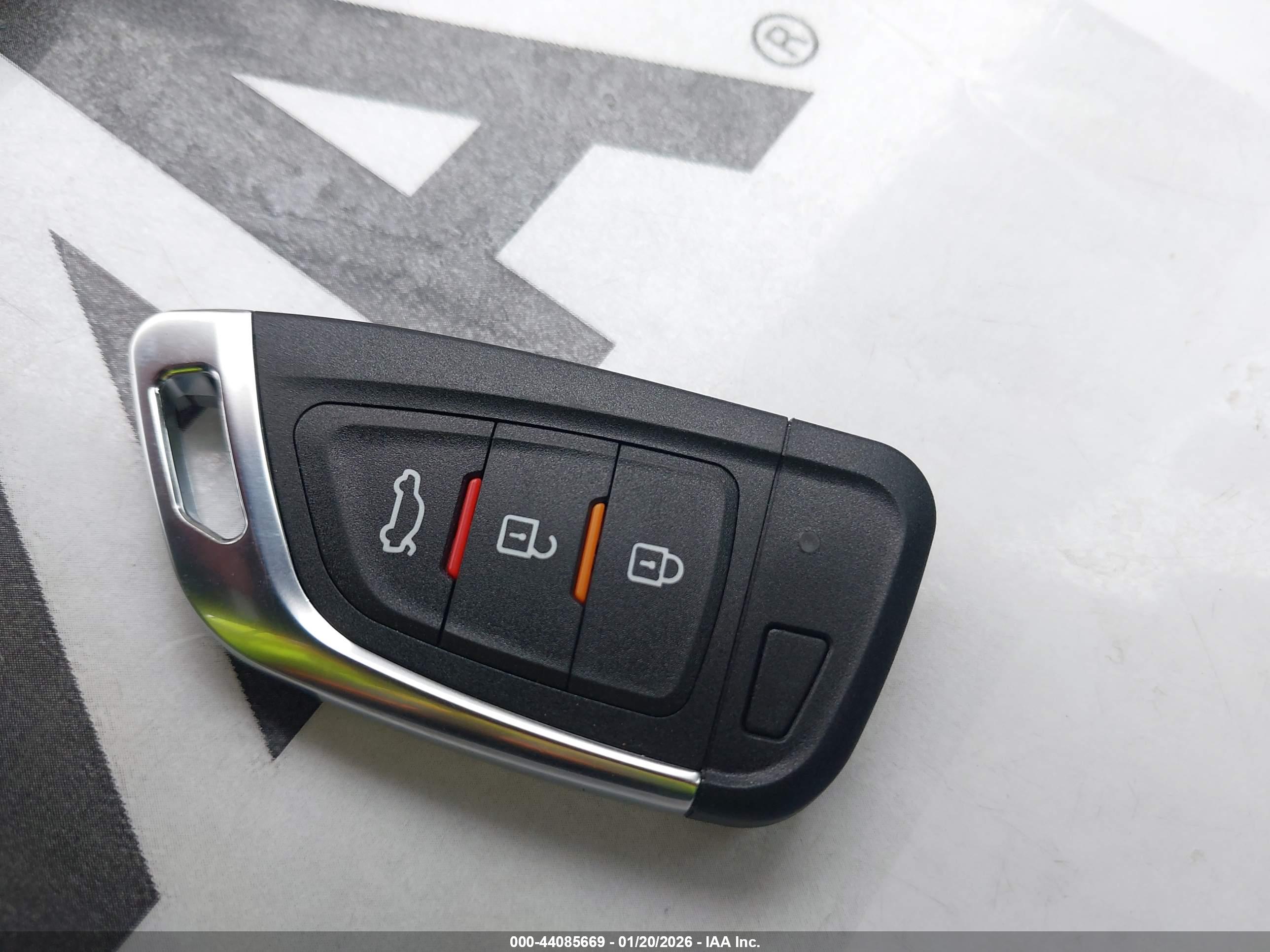 BUICK LACROSSE image 11