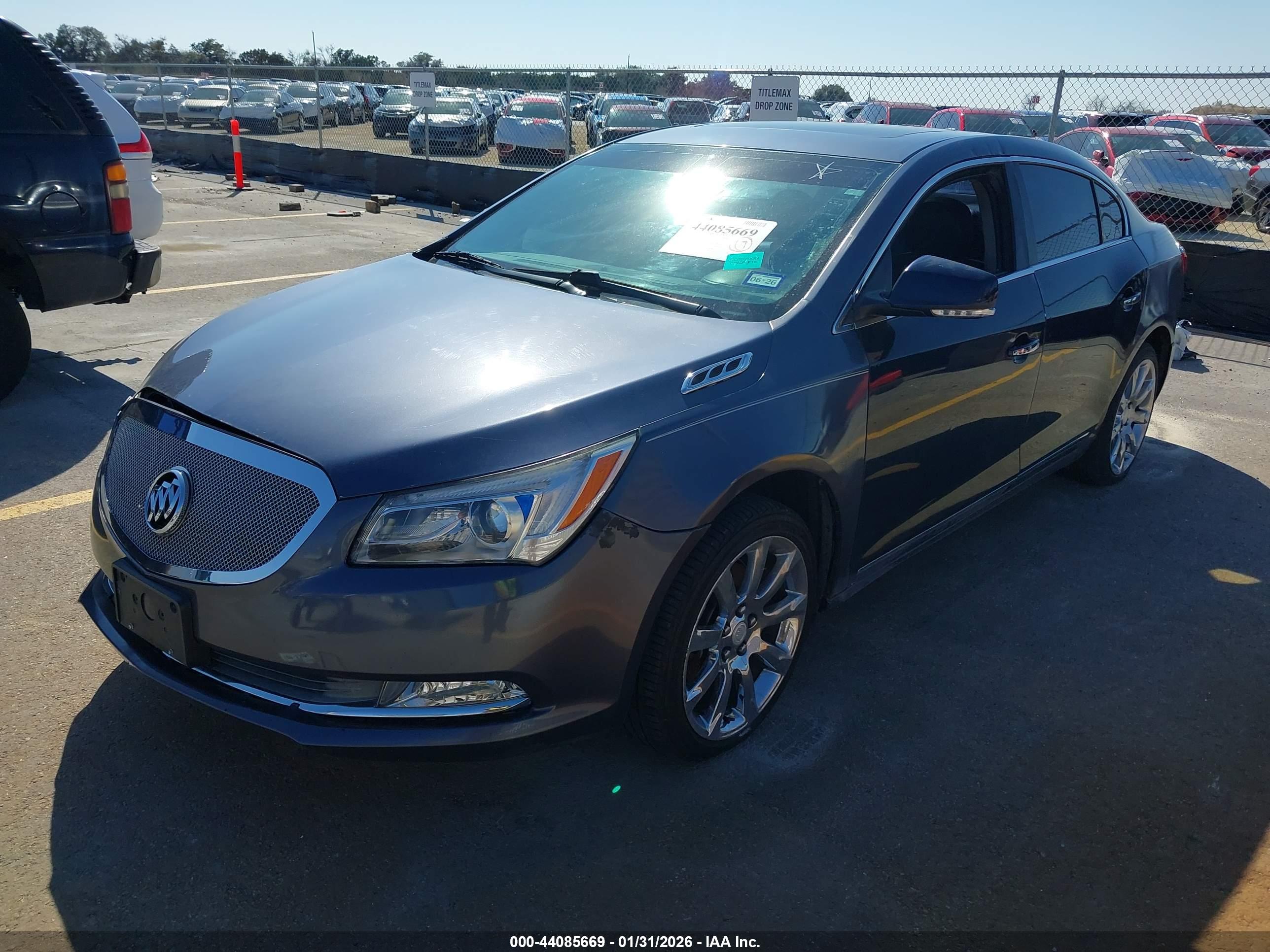 BUICK LACROSSE image 2