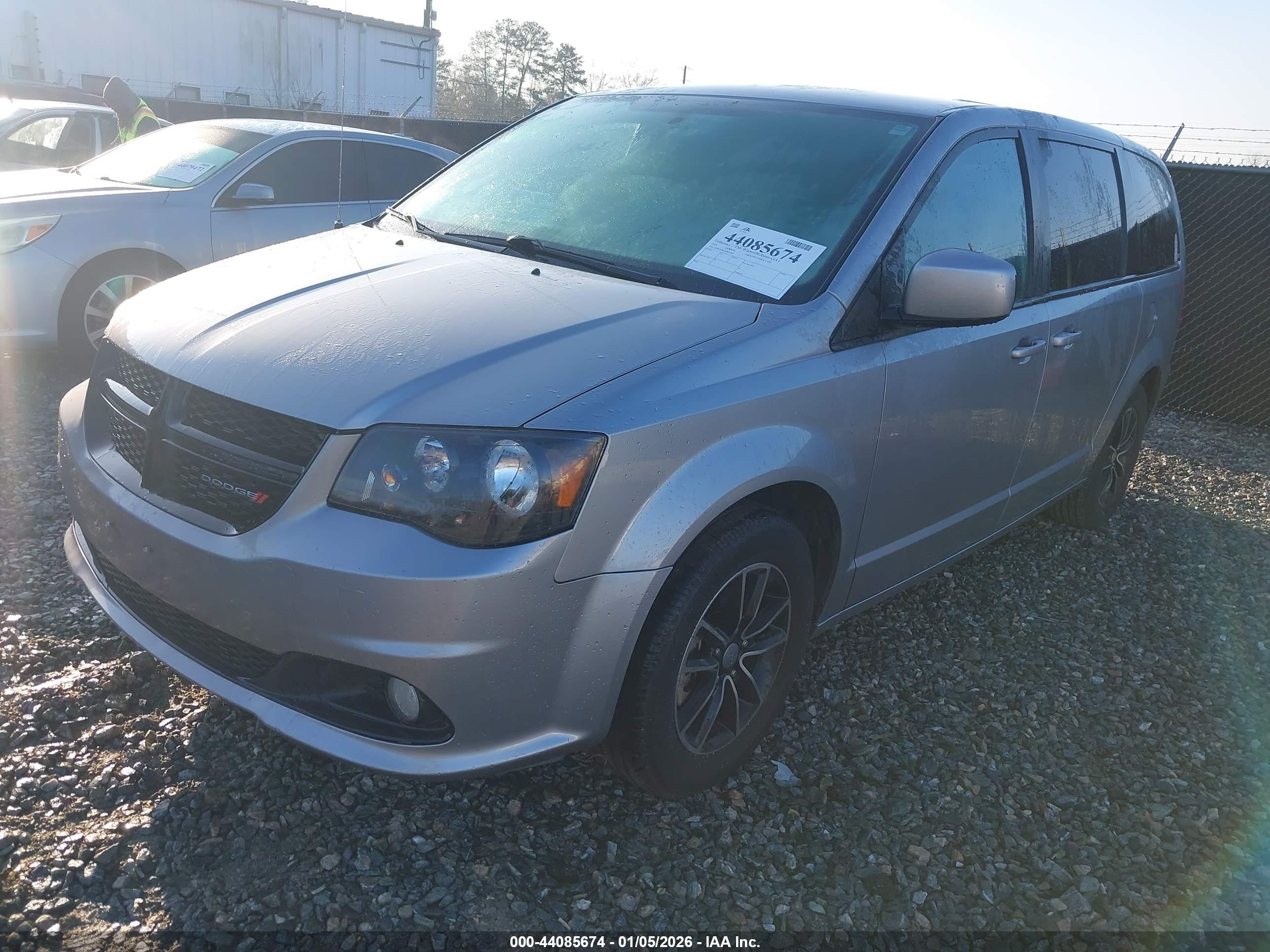 DODGE GRAND image 2