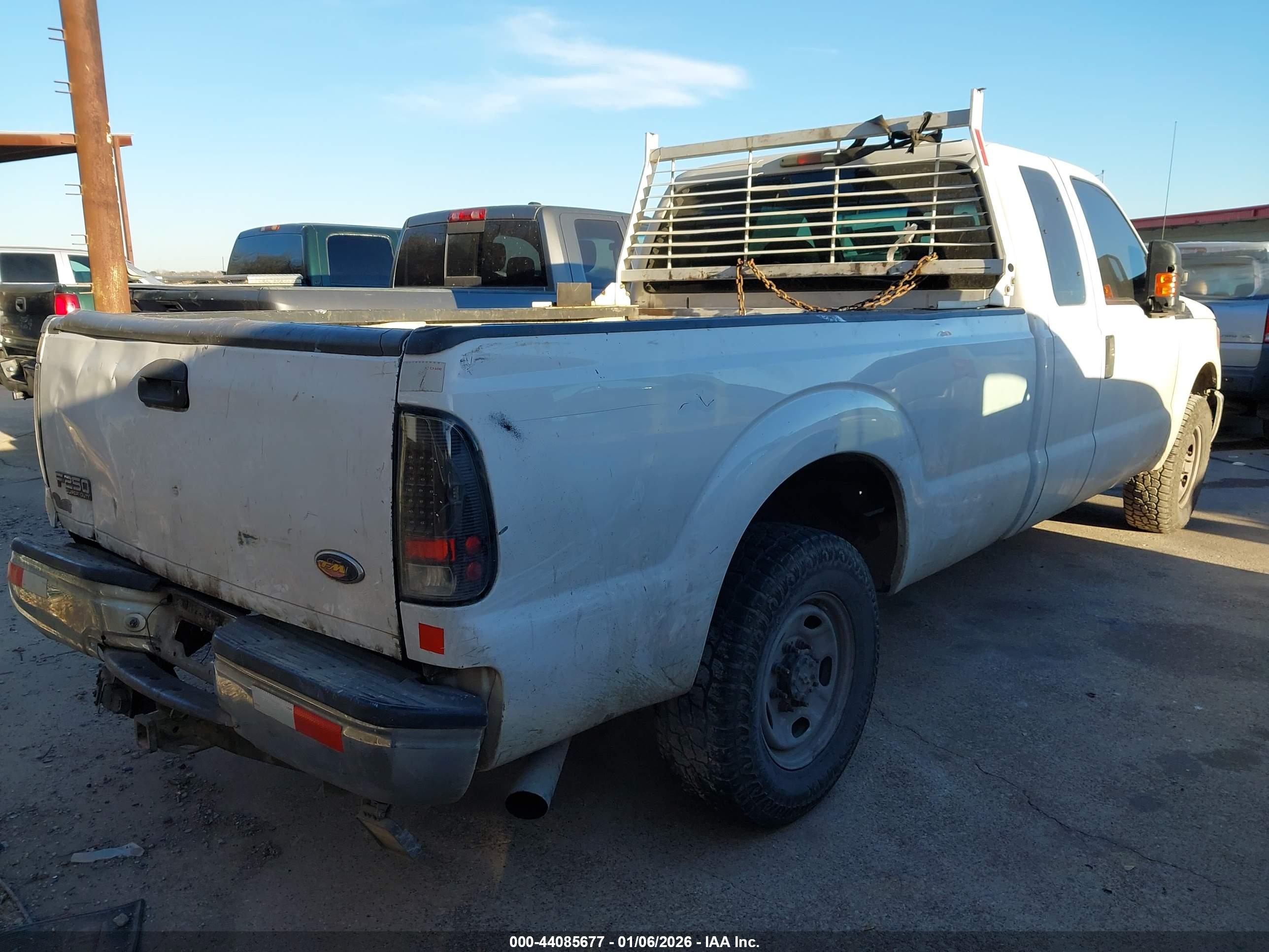 FORD F-250 image 4