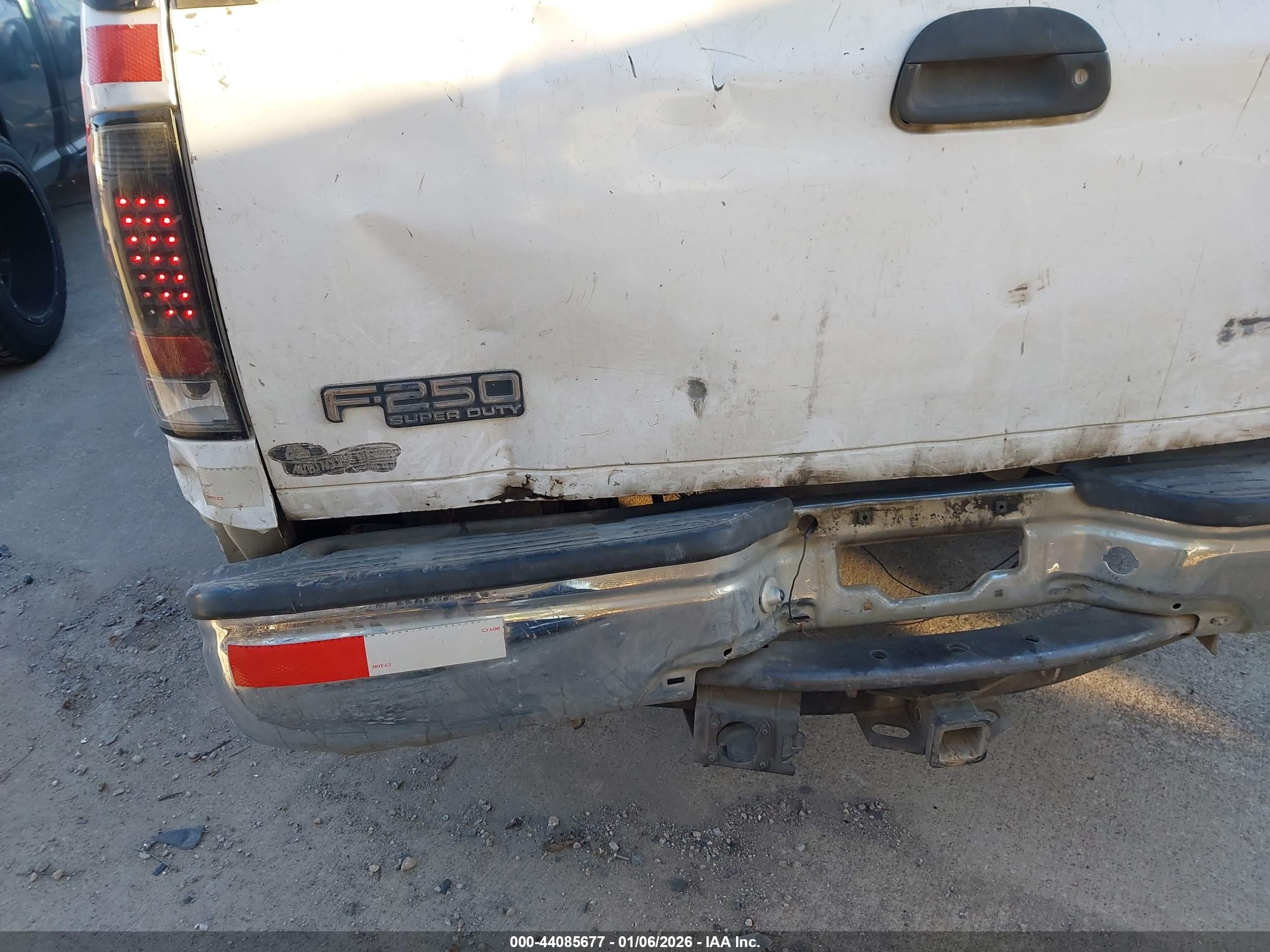 FORD F-250 image 6