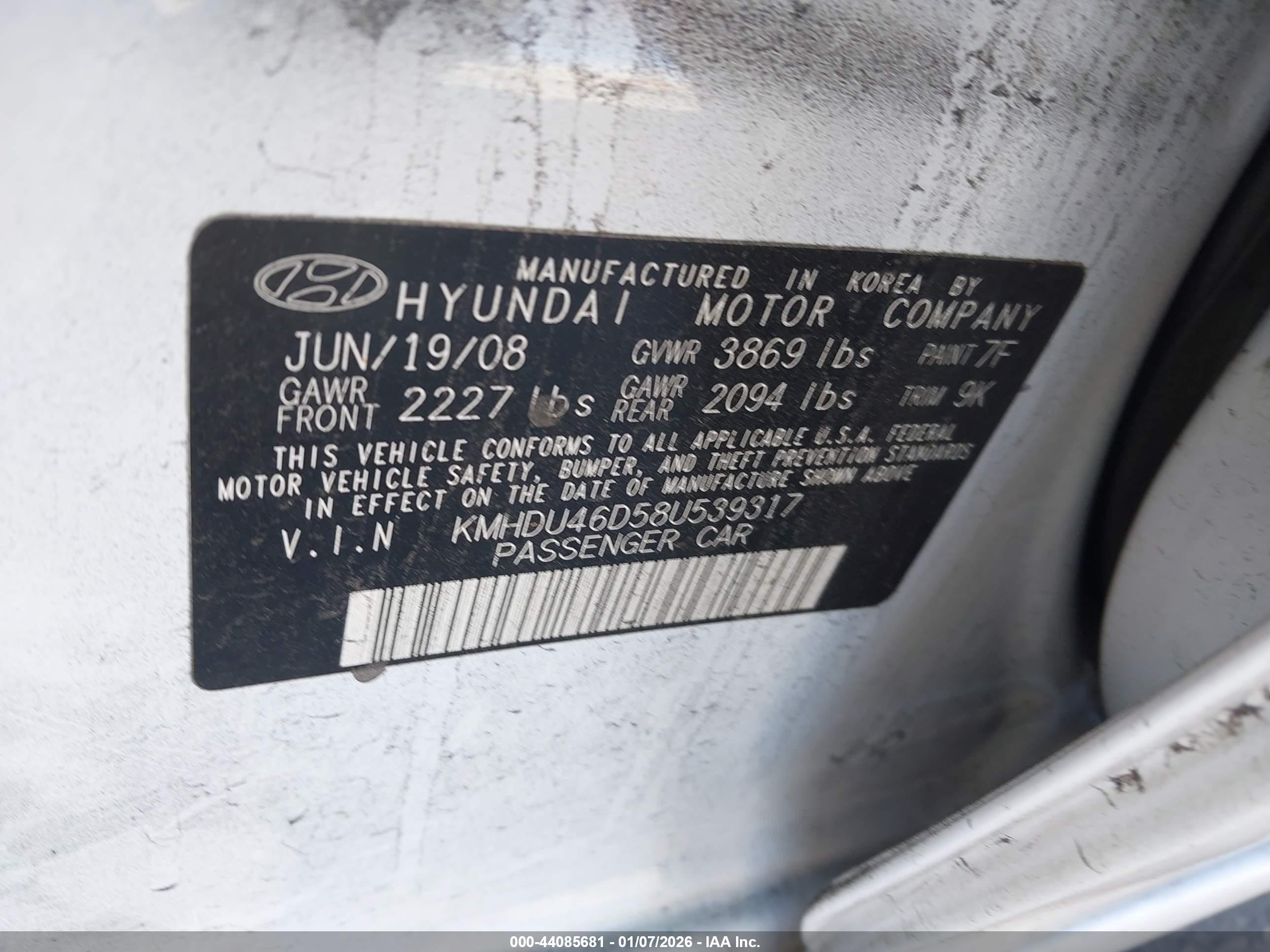 HYUNDAI ELANTRA image 9