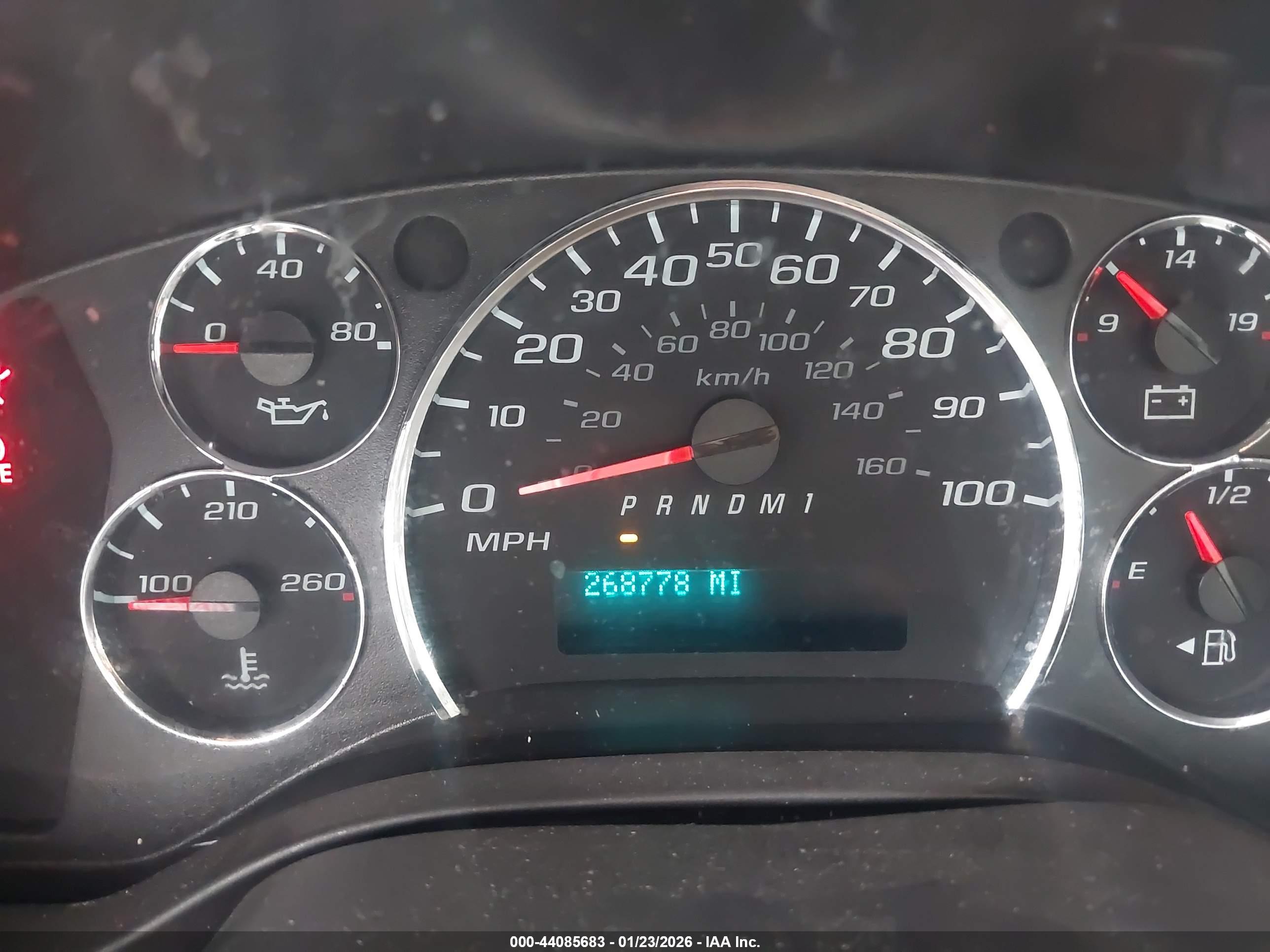 CHEVROLET EXPRESS image 7