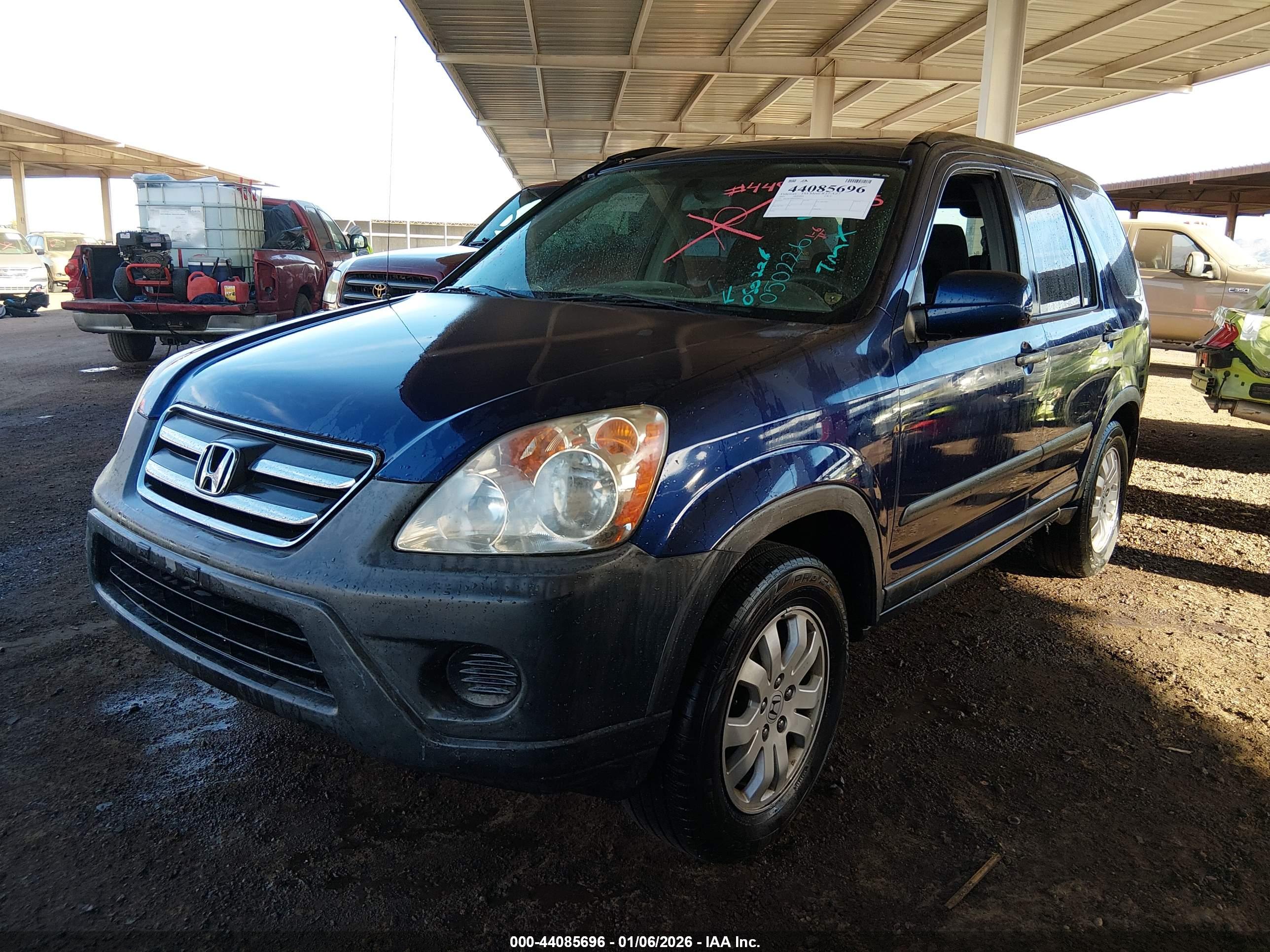 HONDA CR-V image 2
