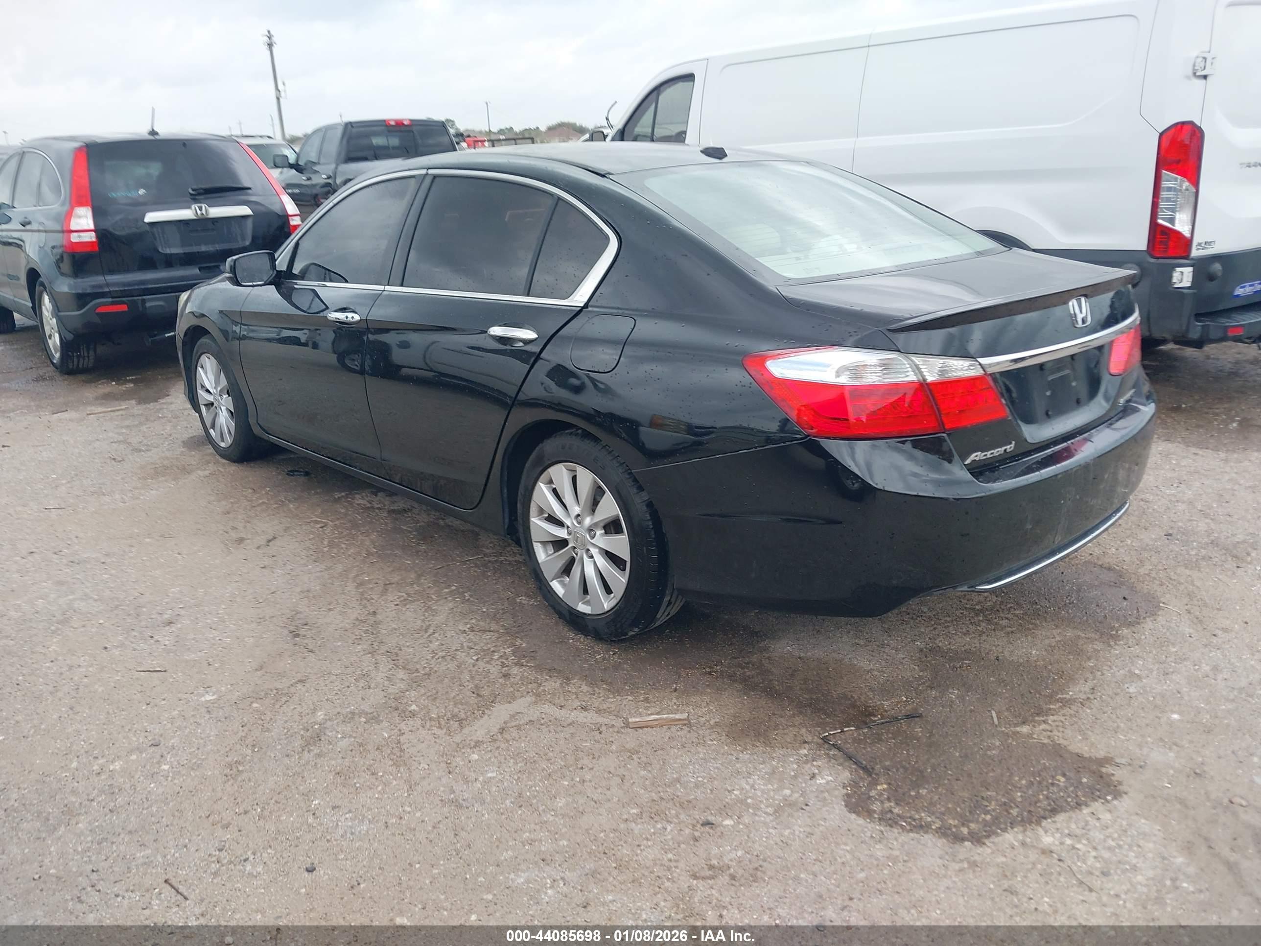 HONDA ACCORD image 3