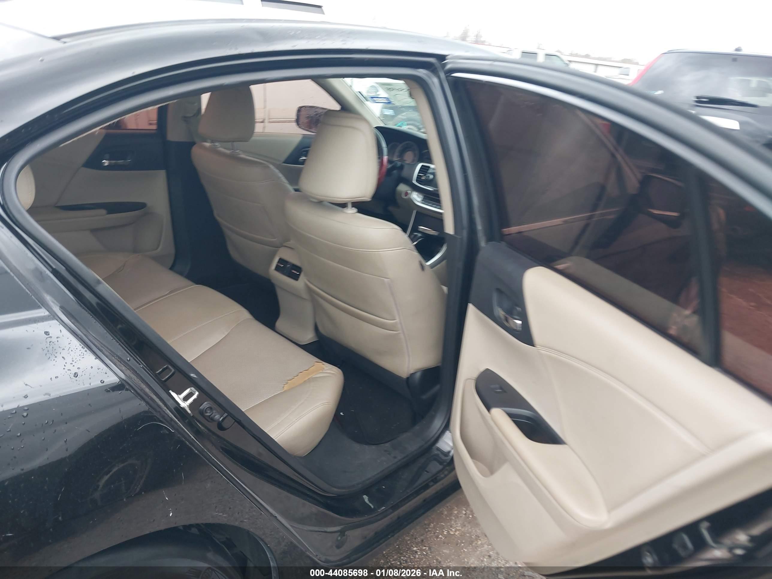 HONDA ACCORD image 8