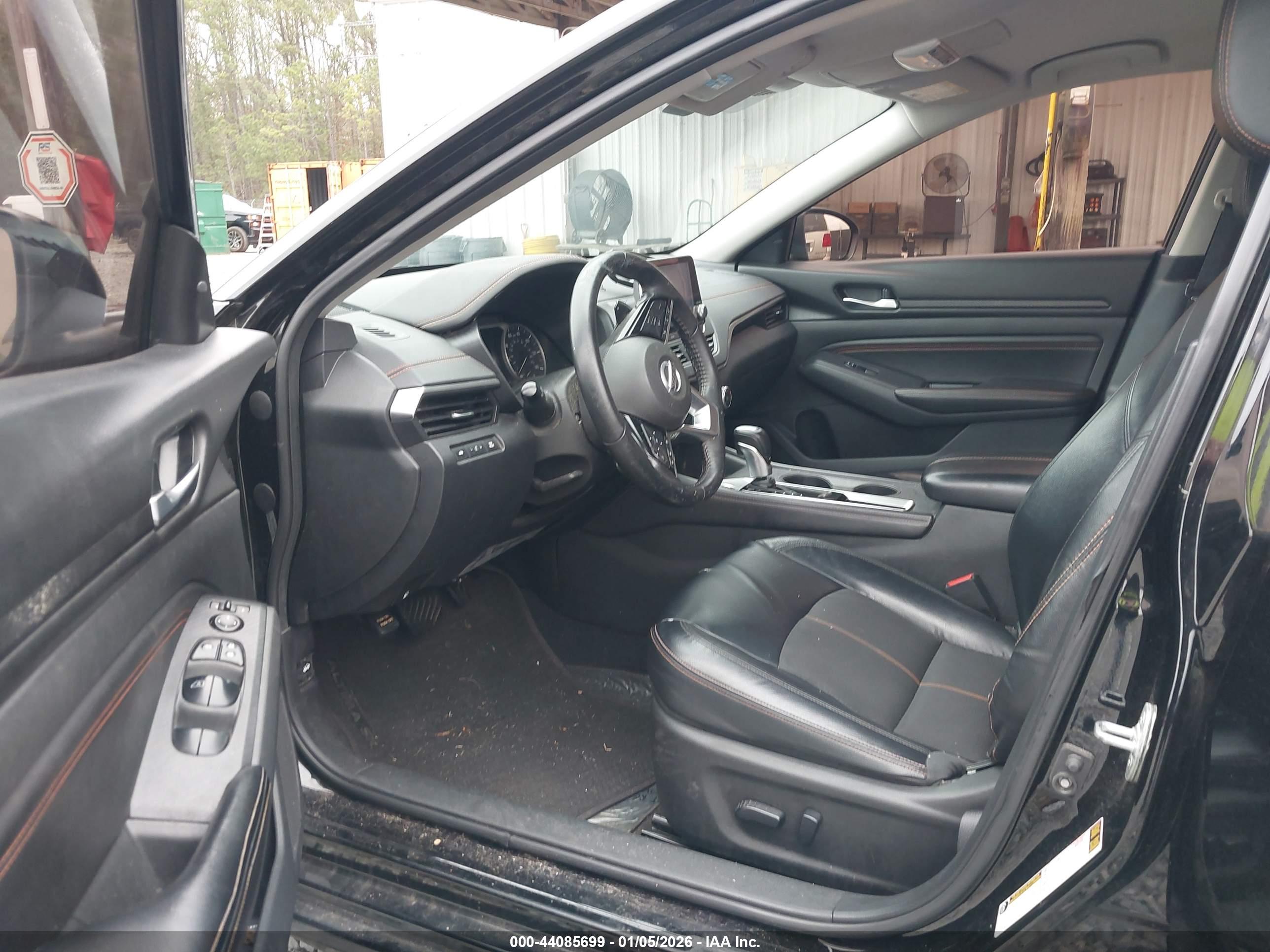 NISSAN ALTIMA image 5