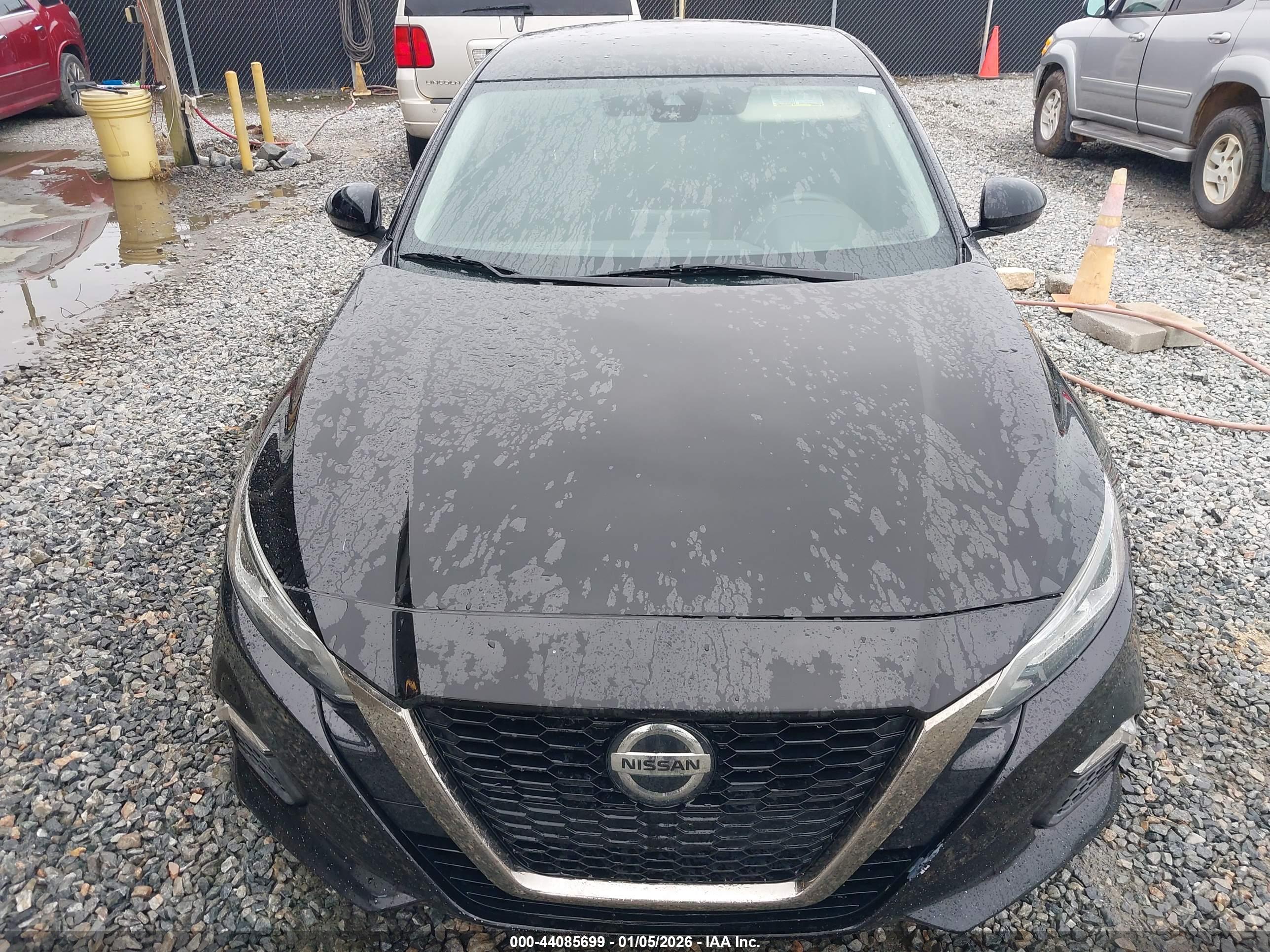 NISSAN ALTIMA image 6