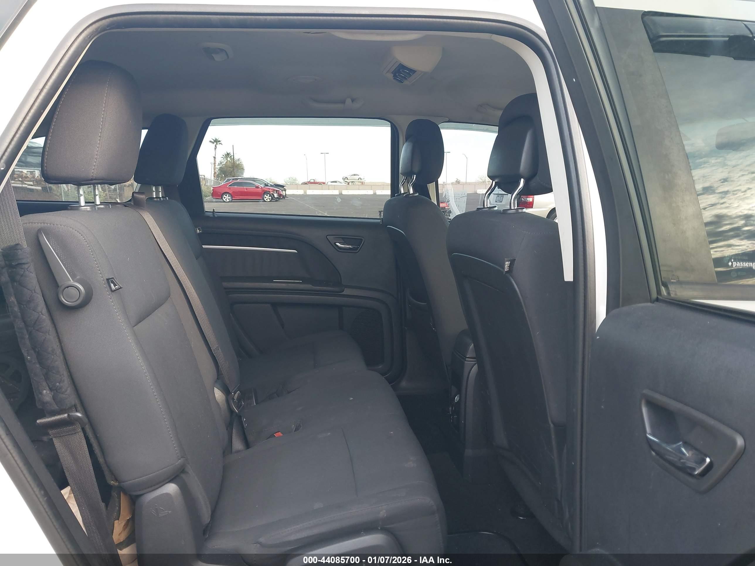 DODGE JOURNEY image 8