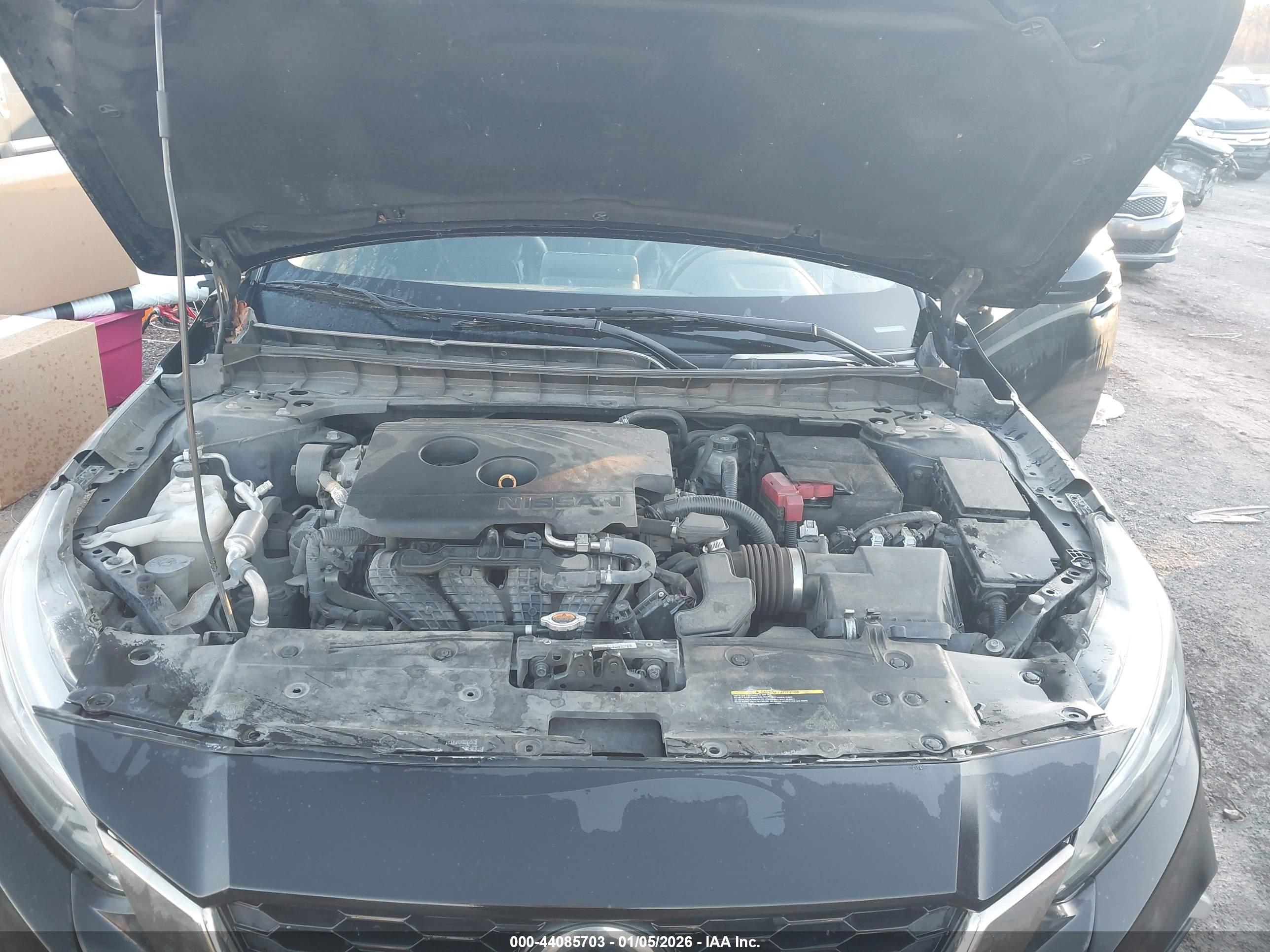 NISSAN ALTIMA image 10