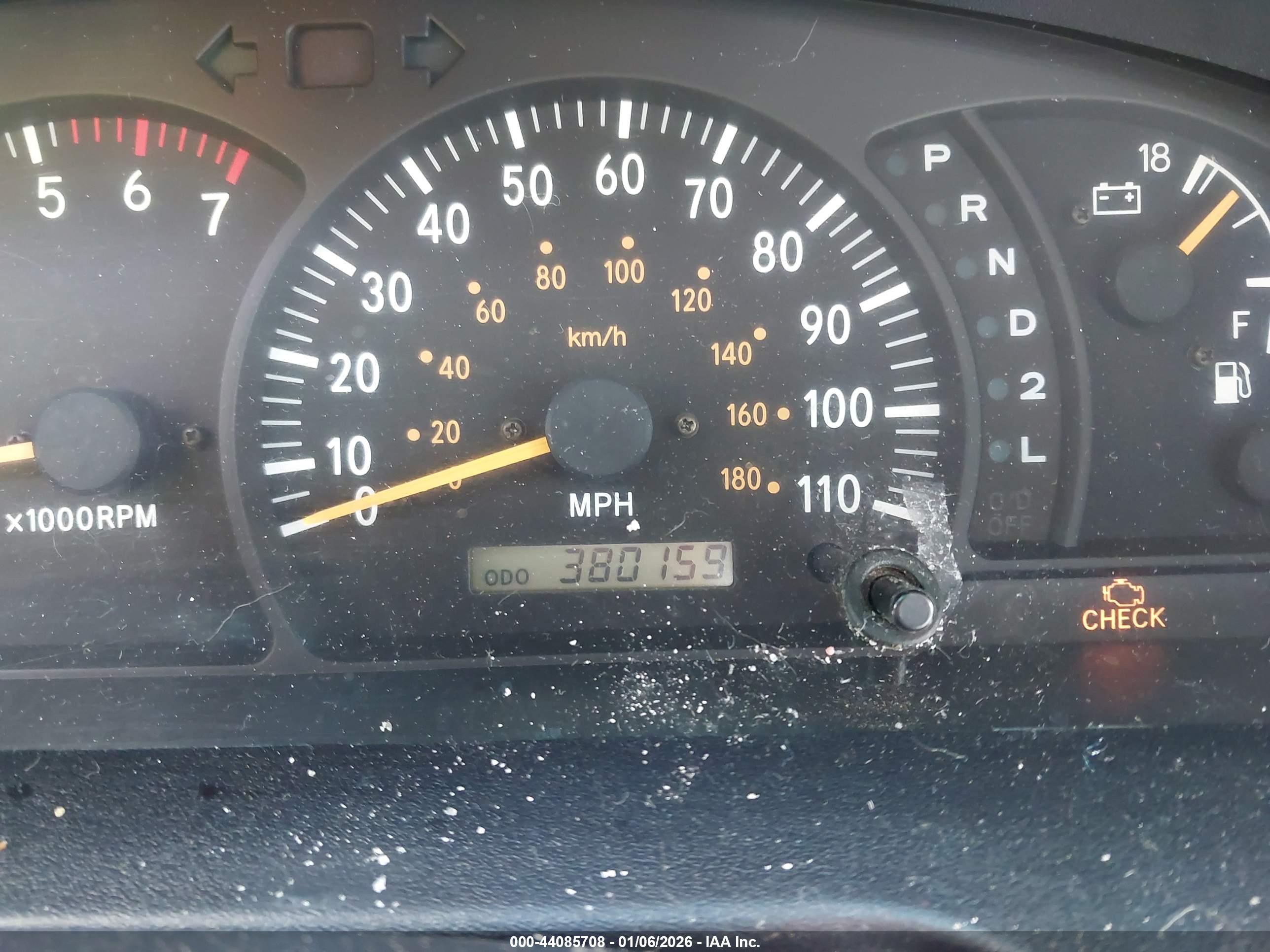 TOYOTA TUNDRA image 7