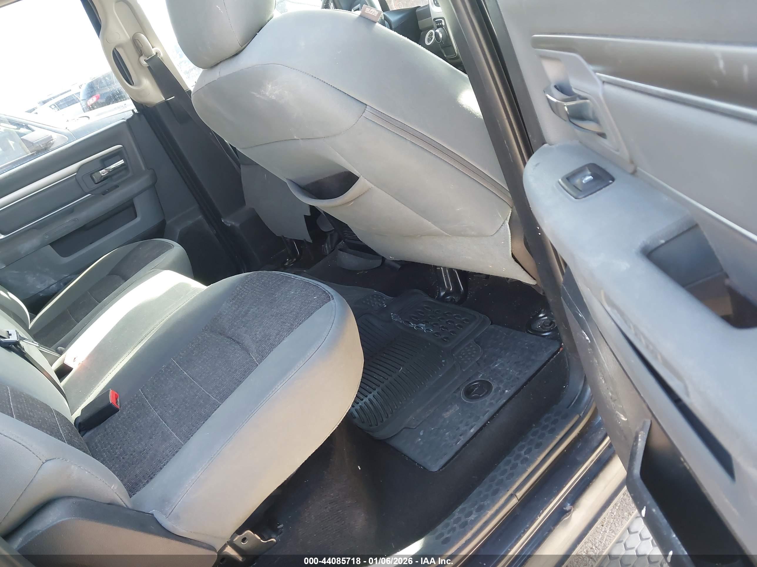 RAM 1500 image 8