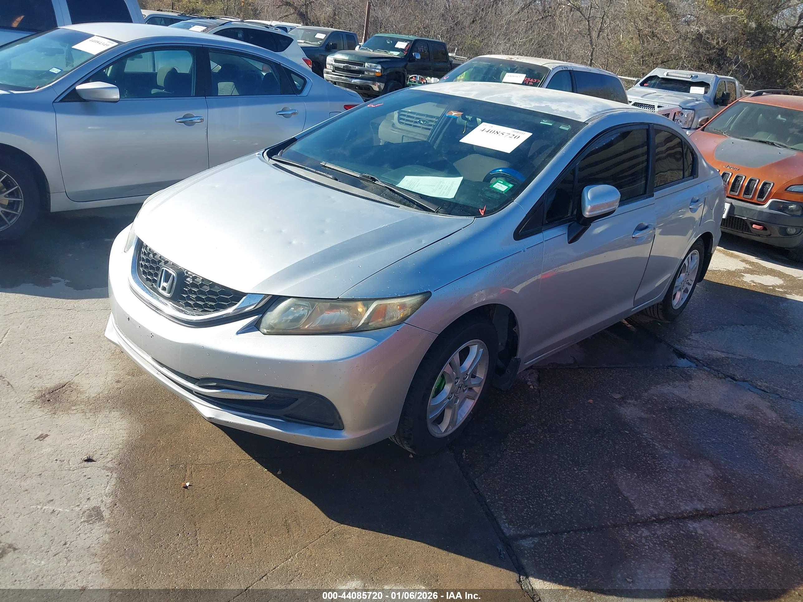 HONDA CIVIC image 2