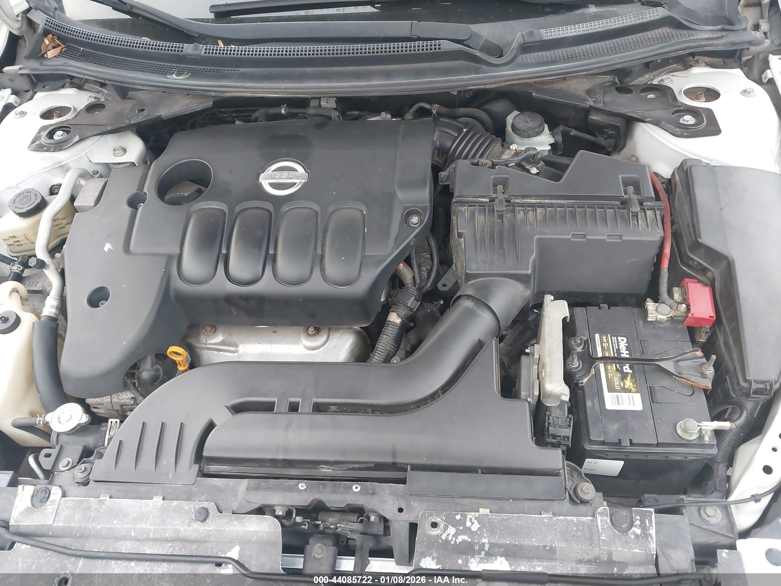NISSAN ALTIMA image 10