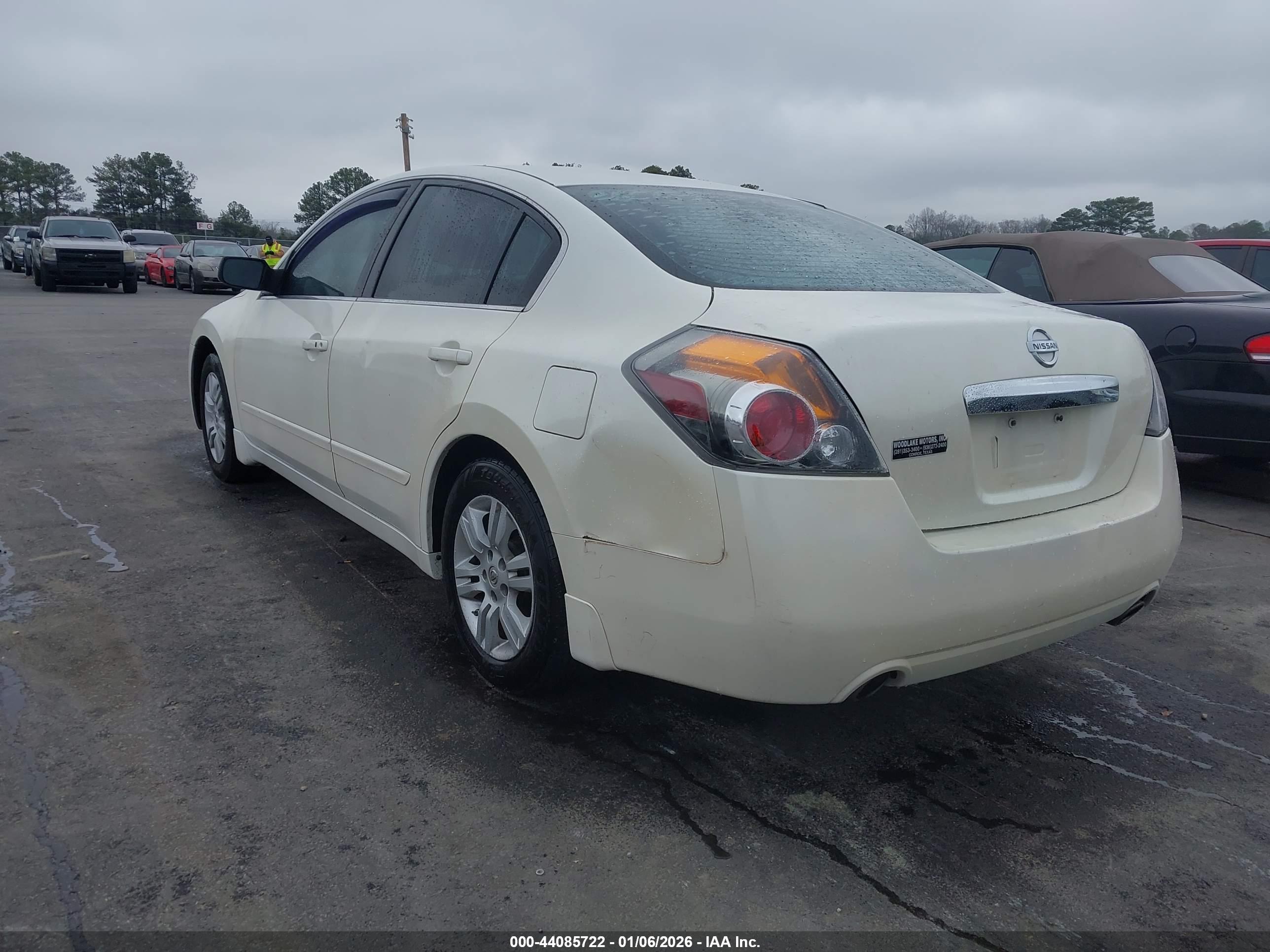 NISSAN ALTIMA image 3