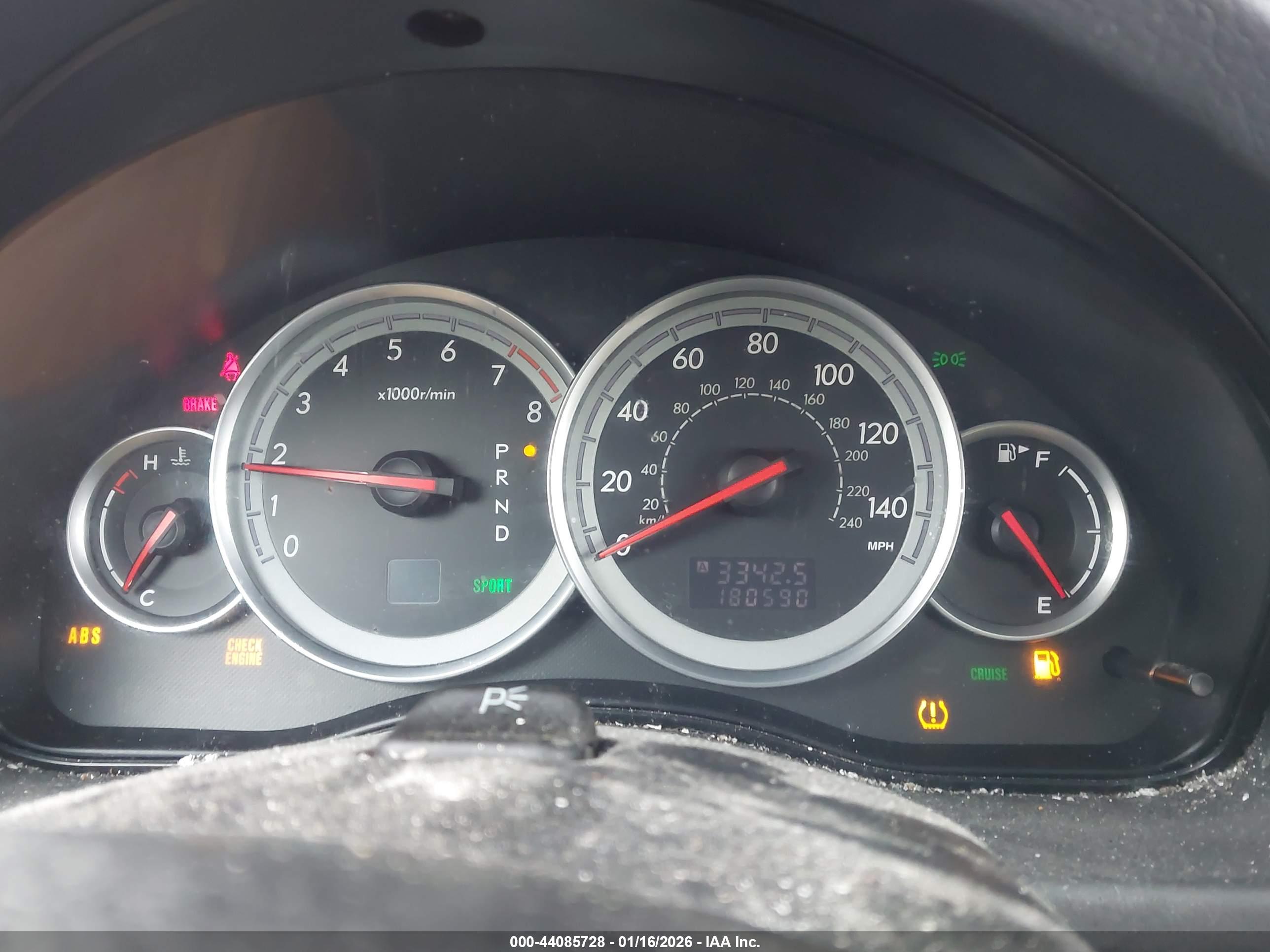 SUBARU OUTBACK image 7