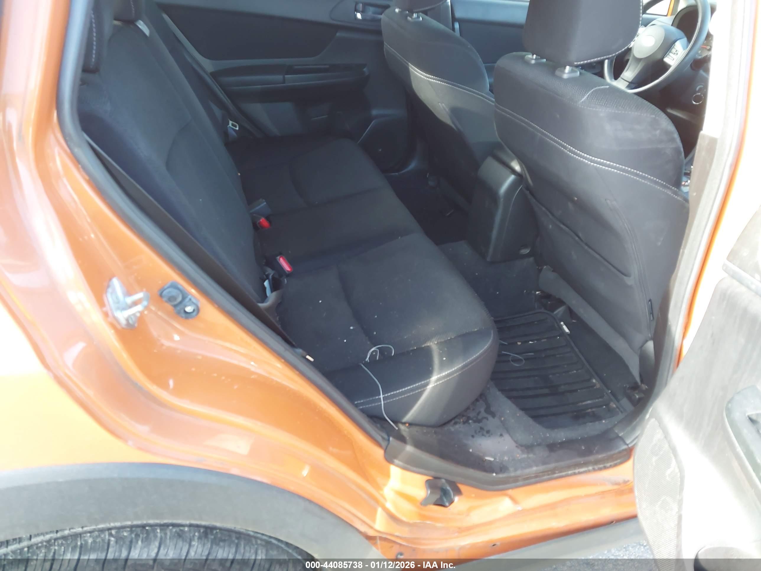 SUBARU XV image 8