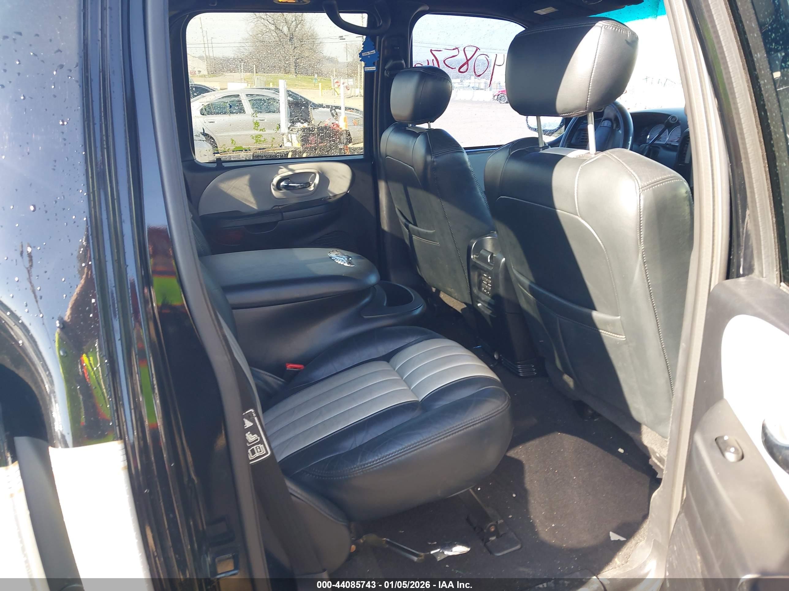 FORD F-150 image 8