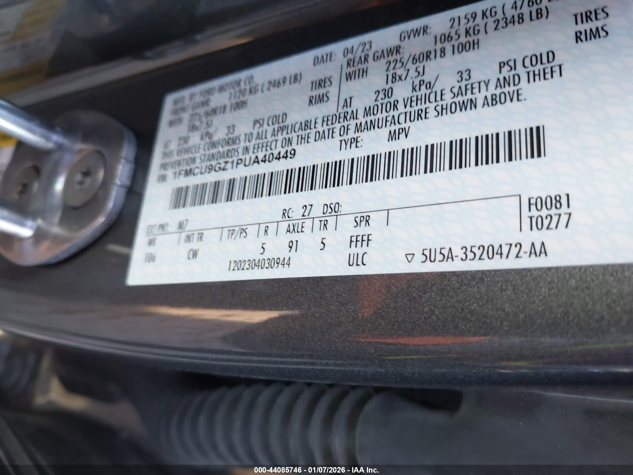 FORD ESCAPE image 9