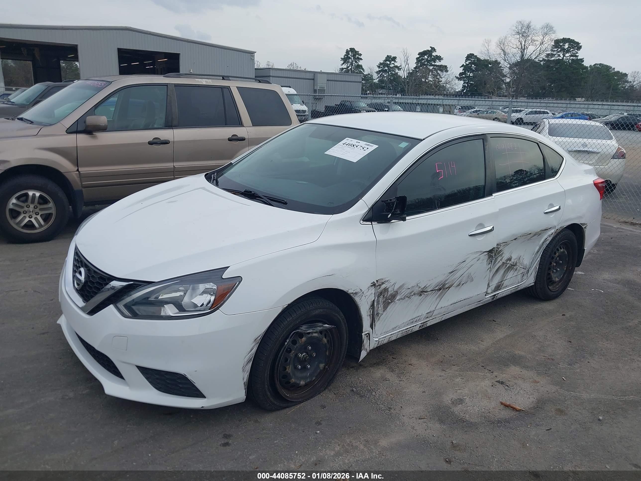 NISSAN SENTRA image 2