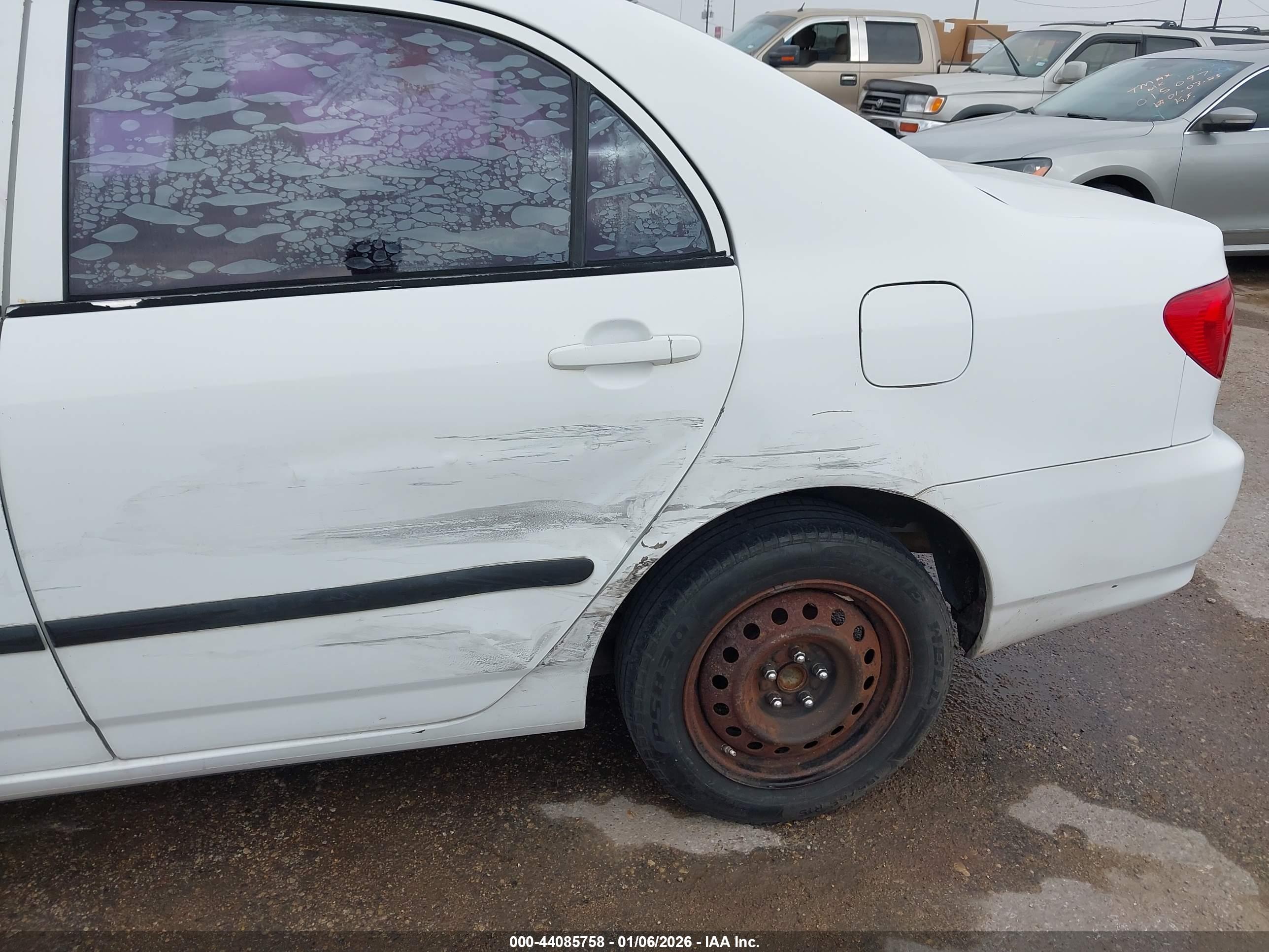 TOYOTA COROLLA image 6