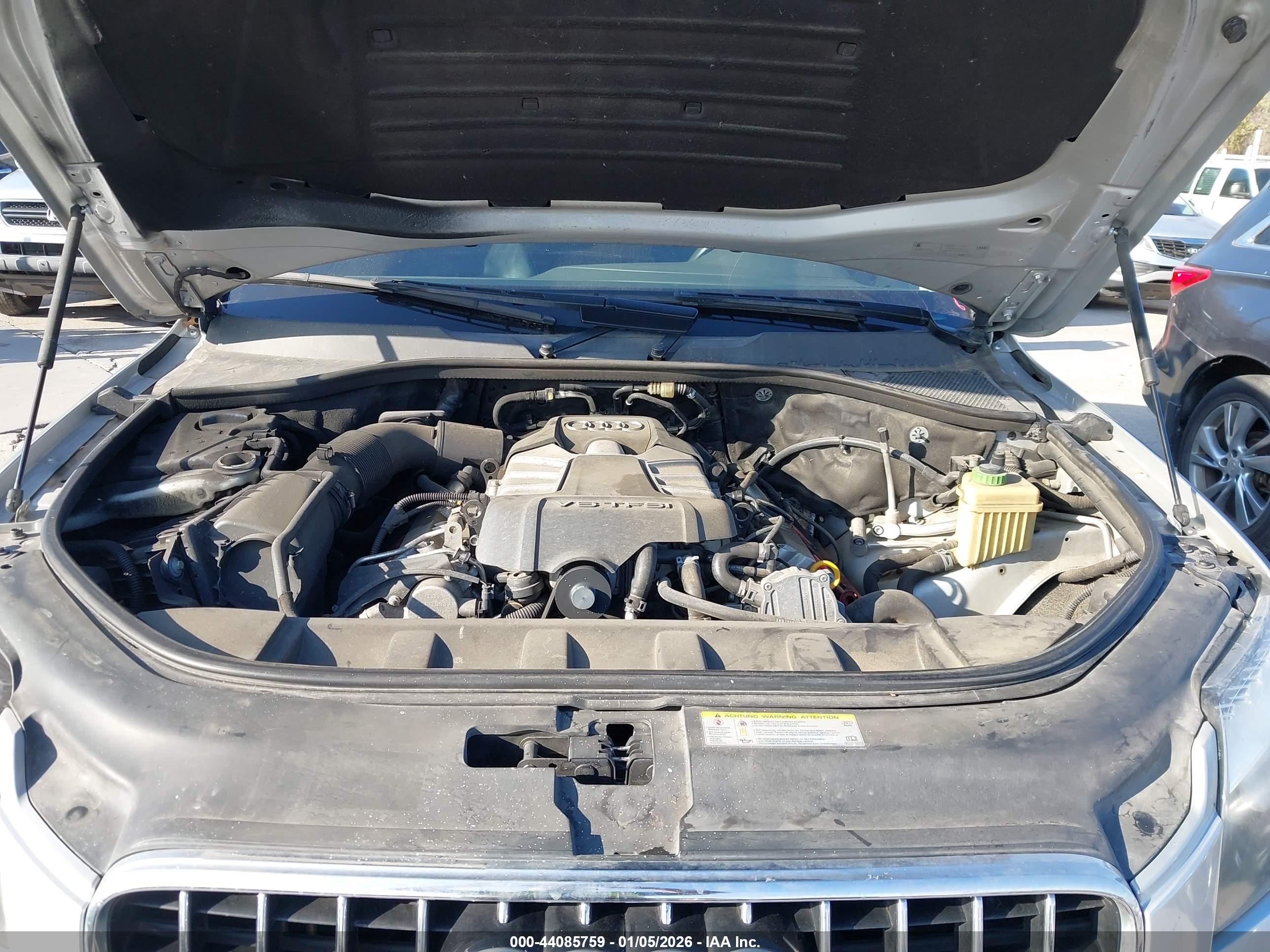 AUDI Q7 image 10