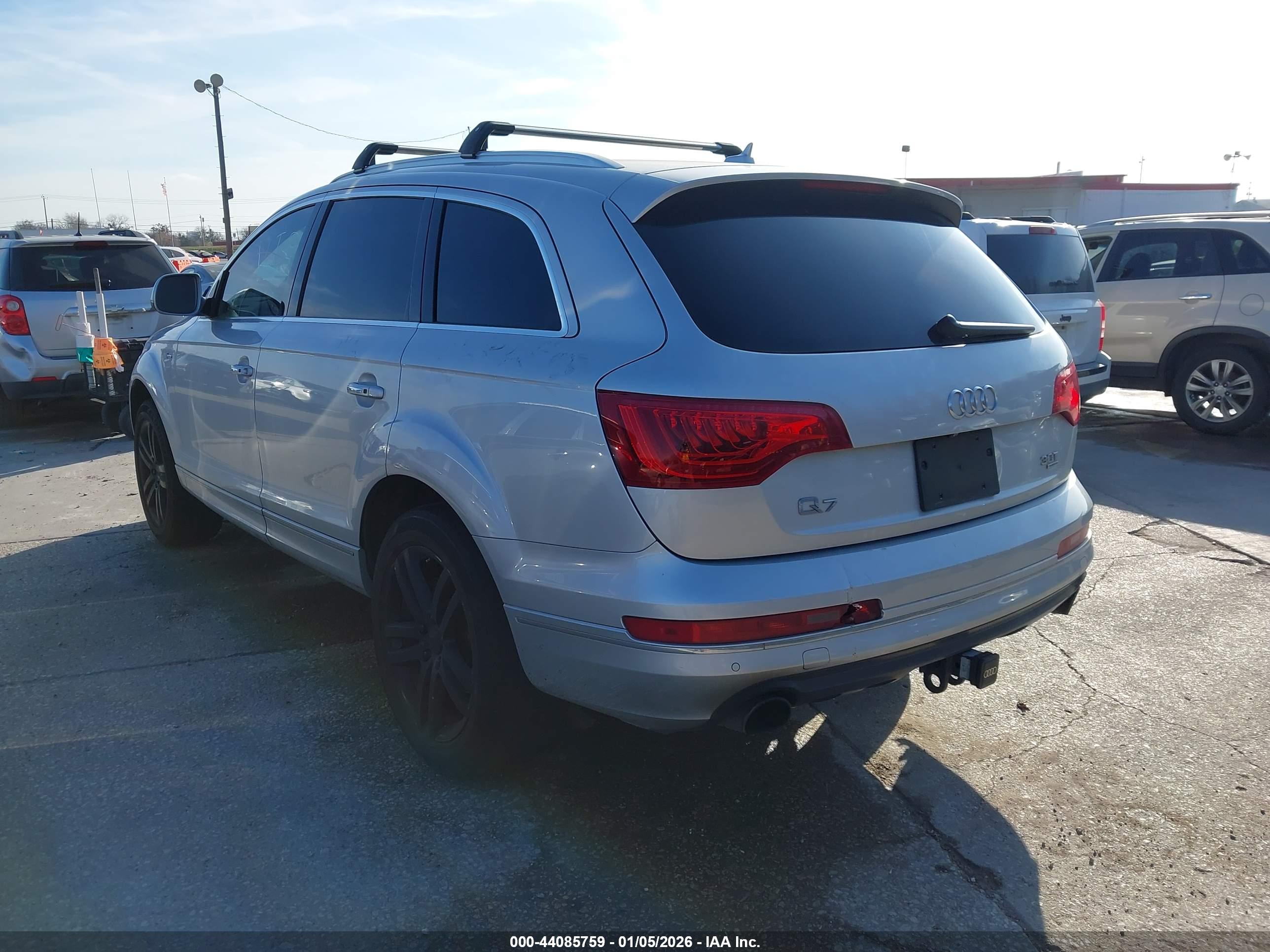 AUDI Q7 image 3