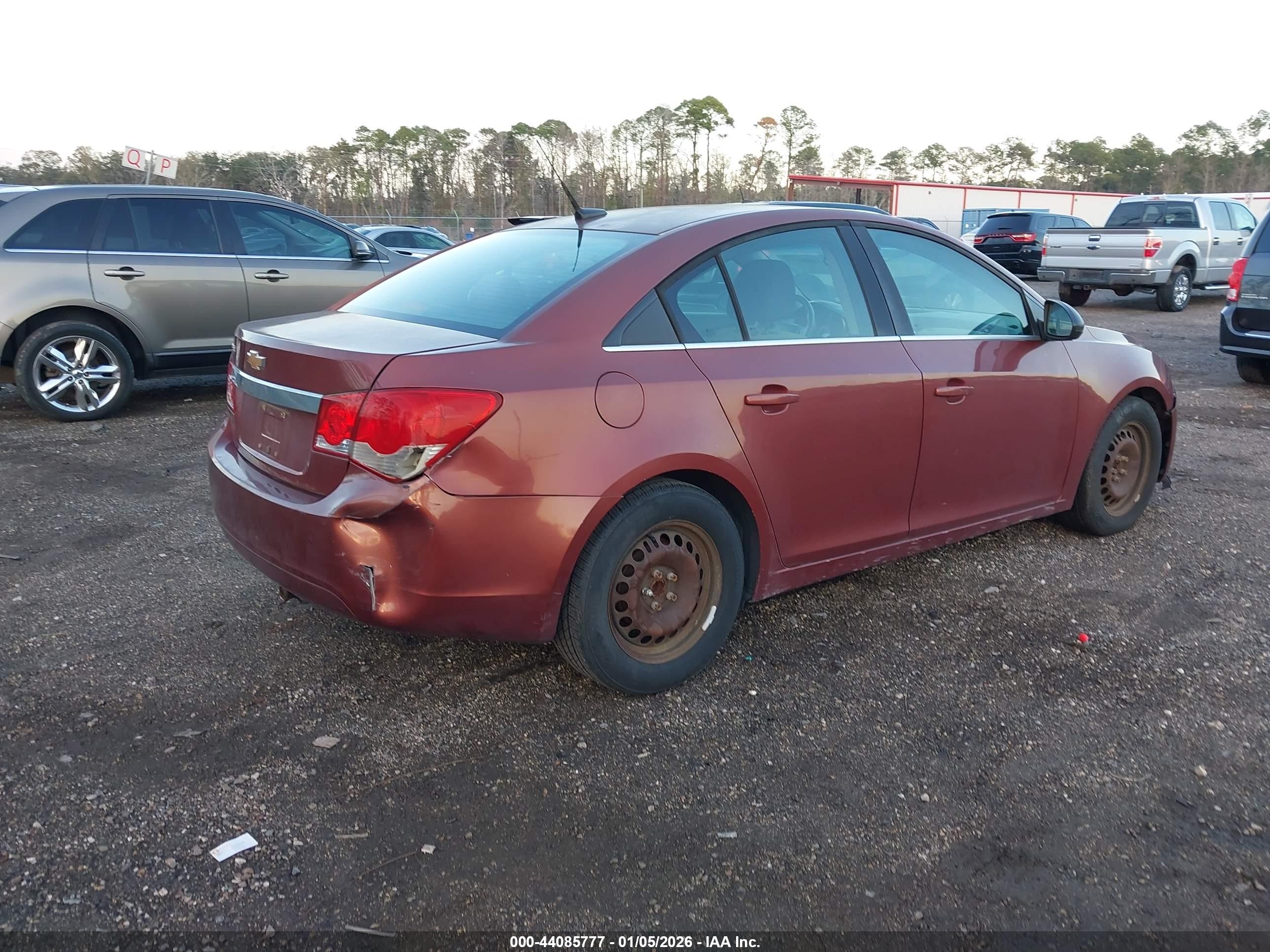 CHEVROLET CRUZE image 4
