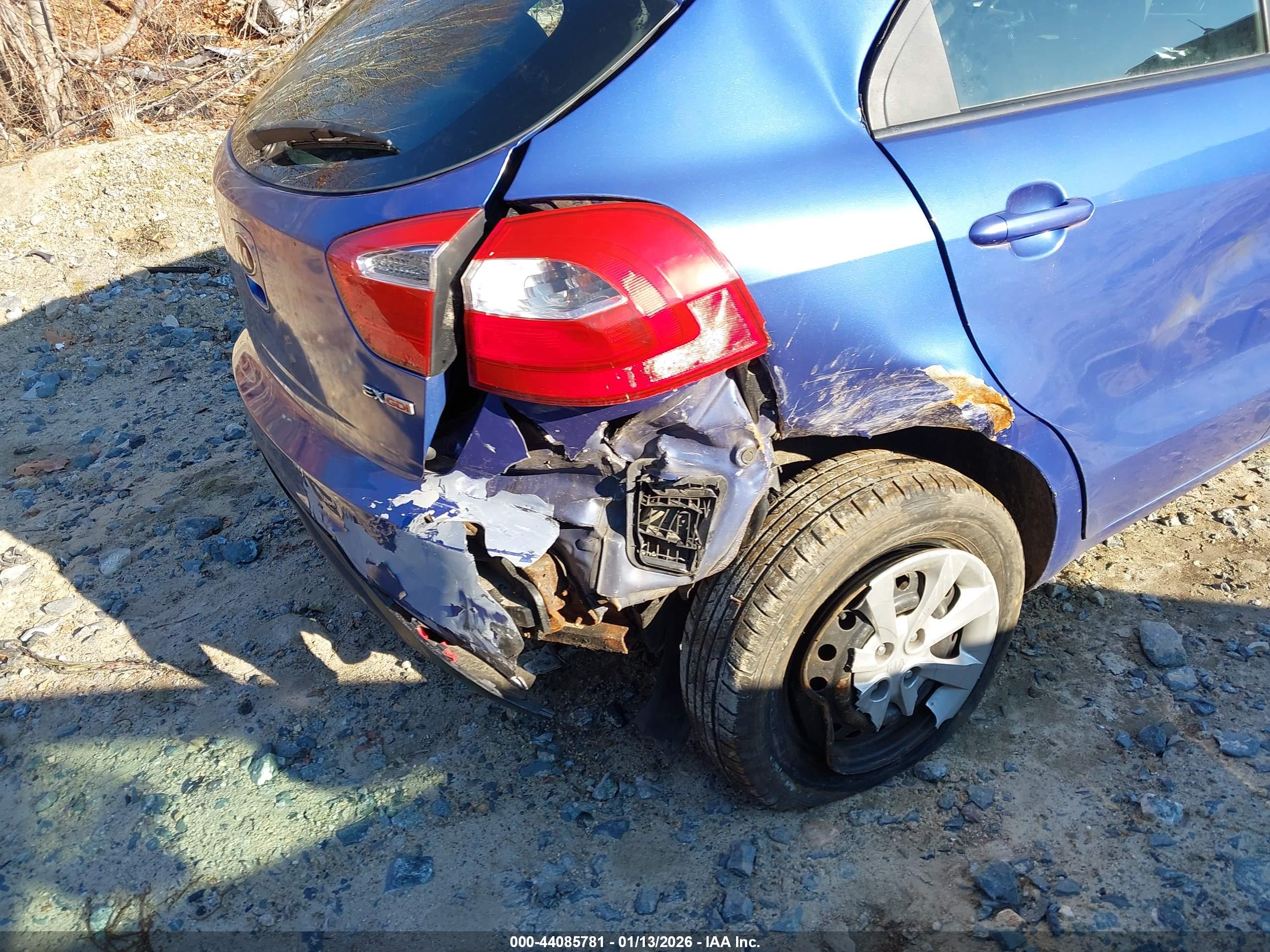 KIA RIO image 6