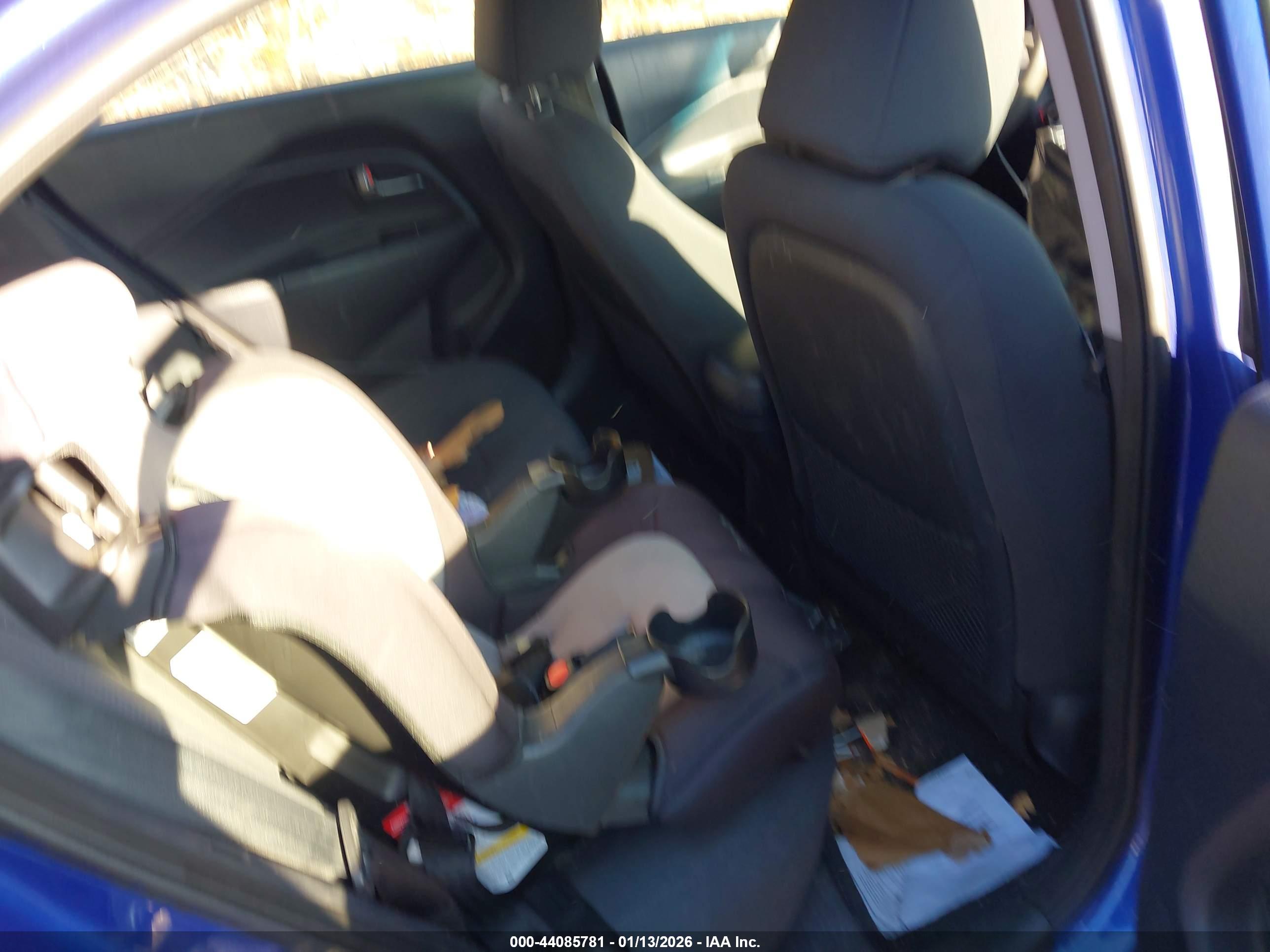 KIA RIO image 8