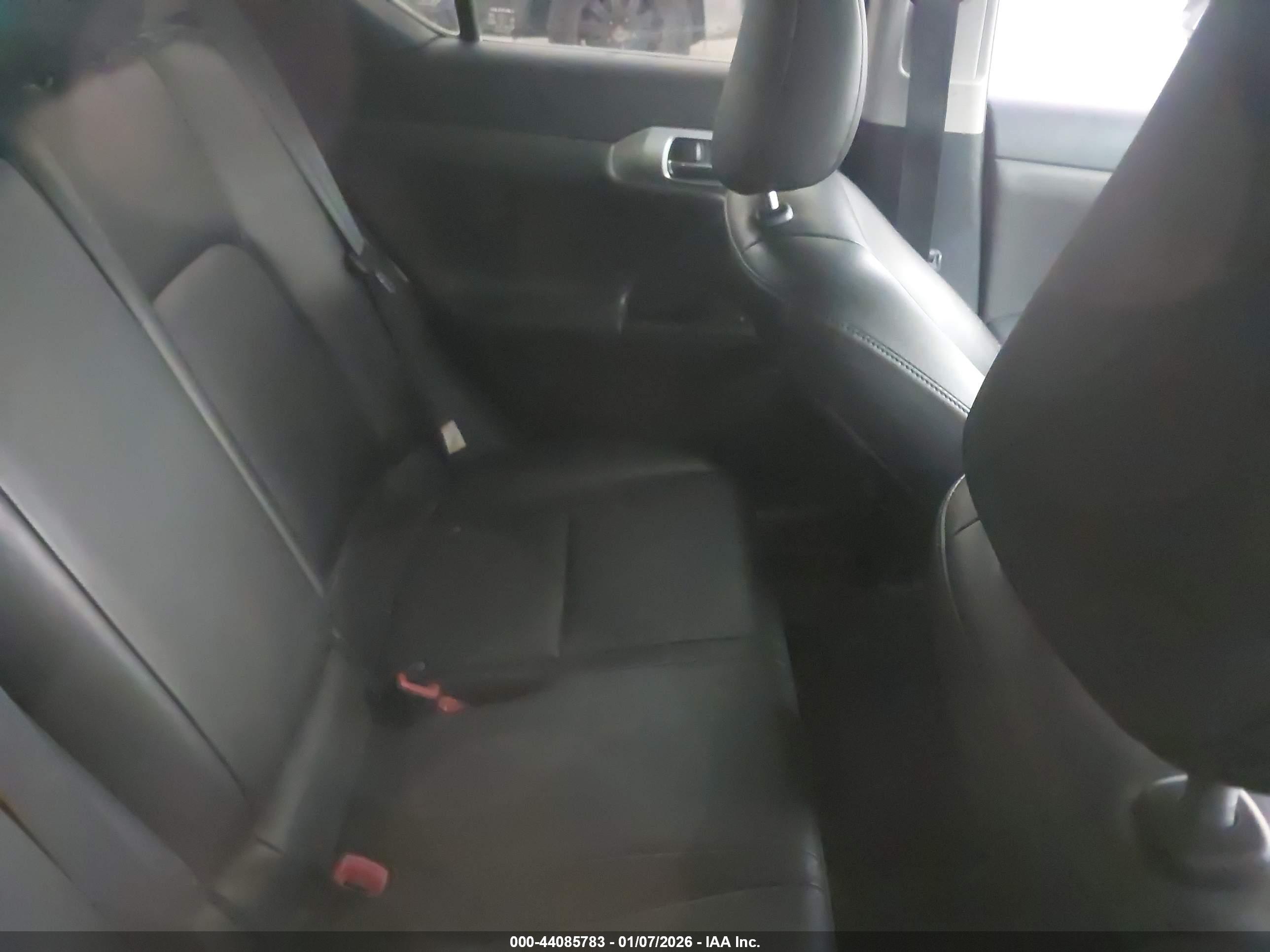 LEXUS CT image 8