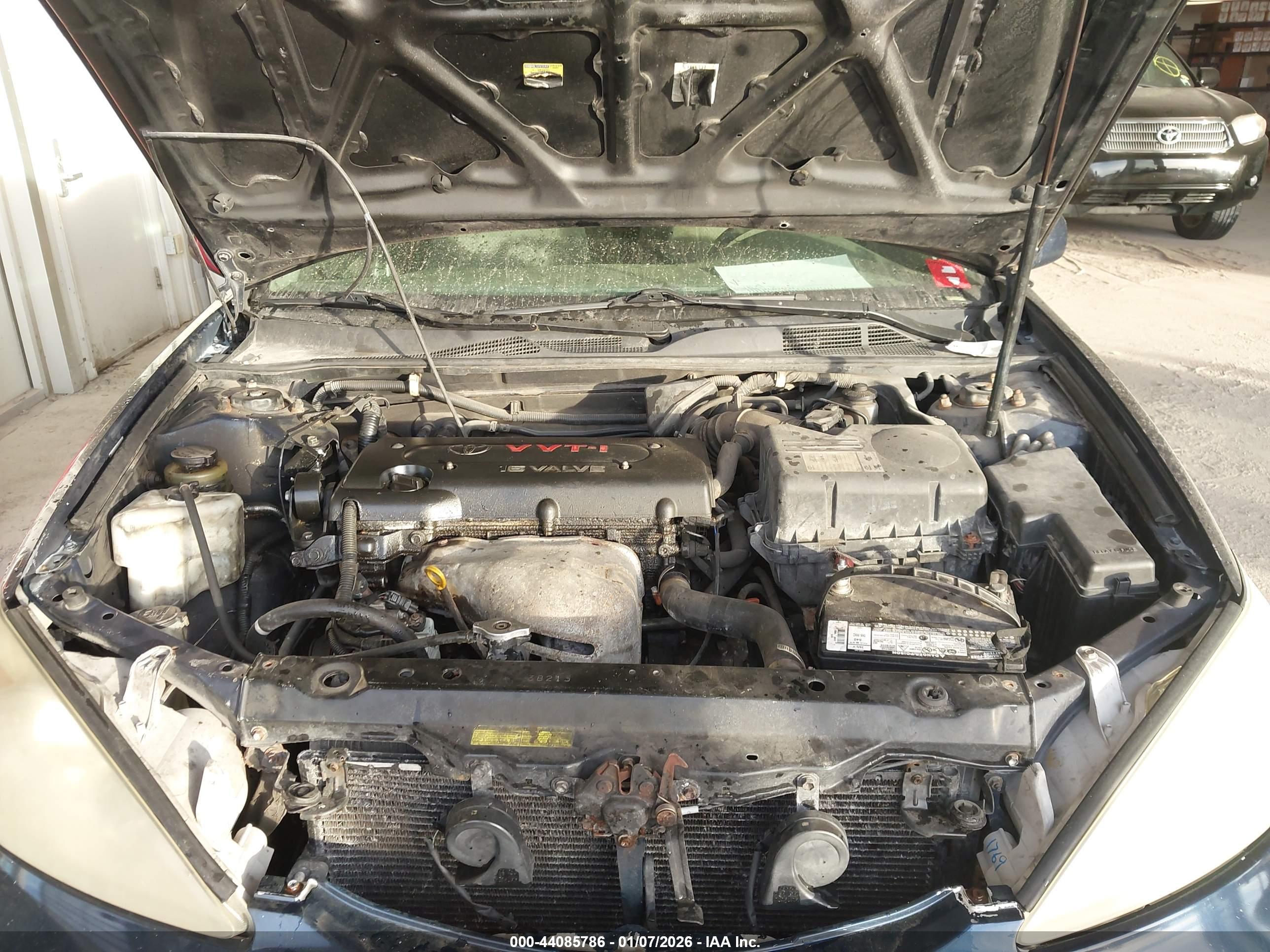 TOYOTA CAMRY image 10