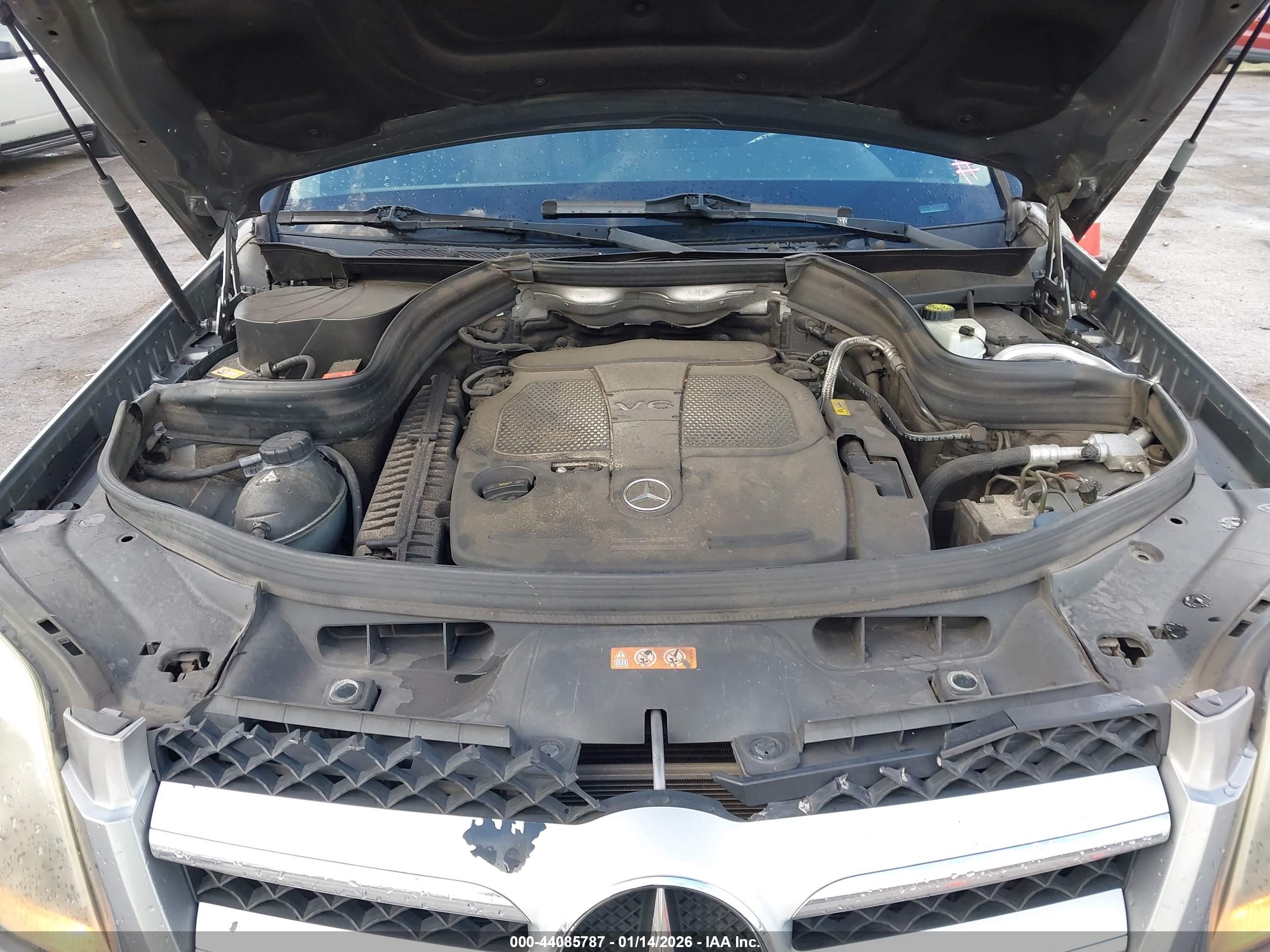 MERCEDES-BENZ GLK image 10