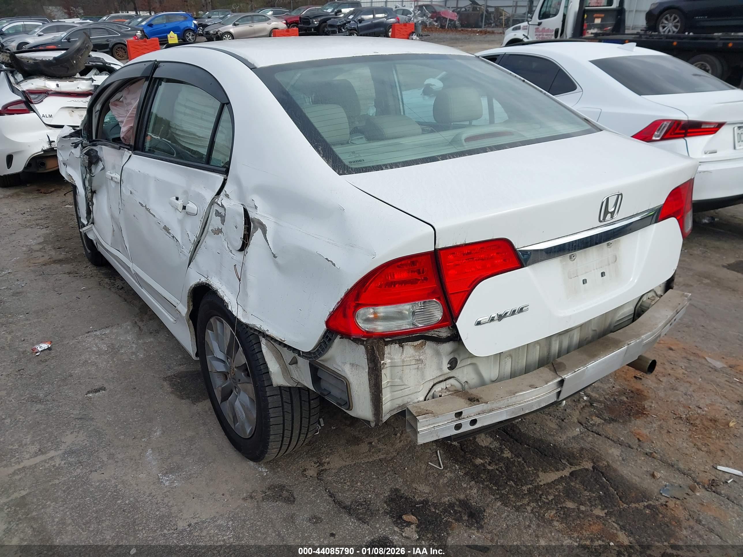 HONDA CIVIC image 3